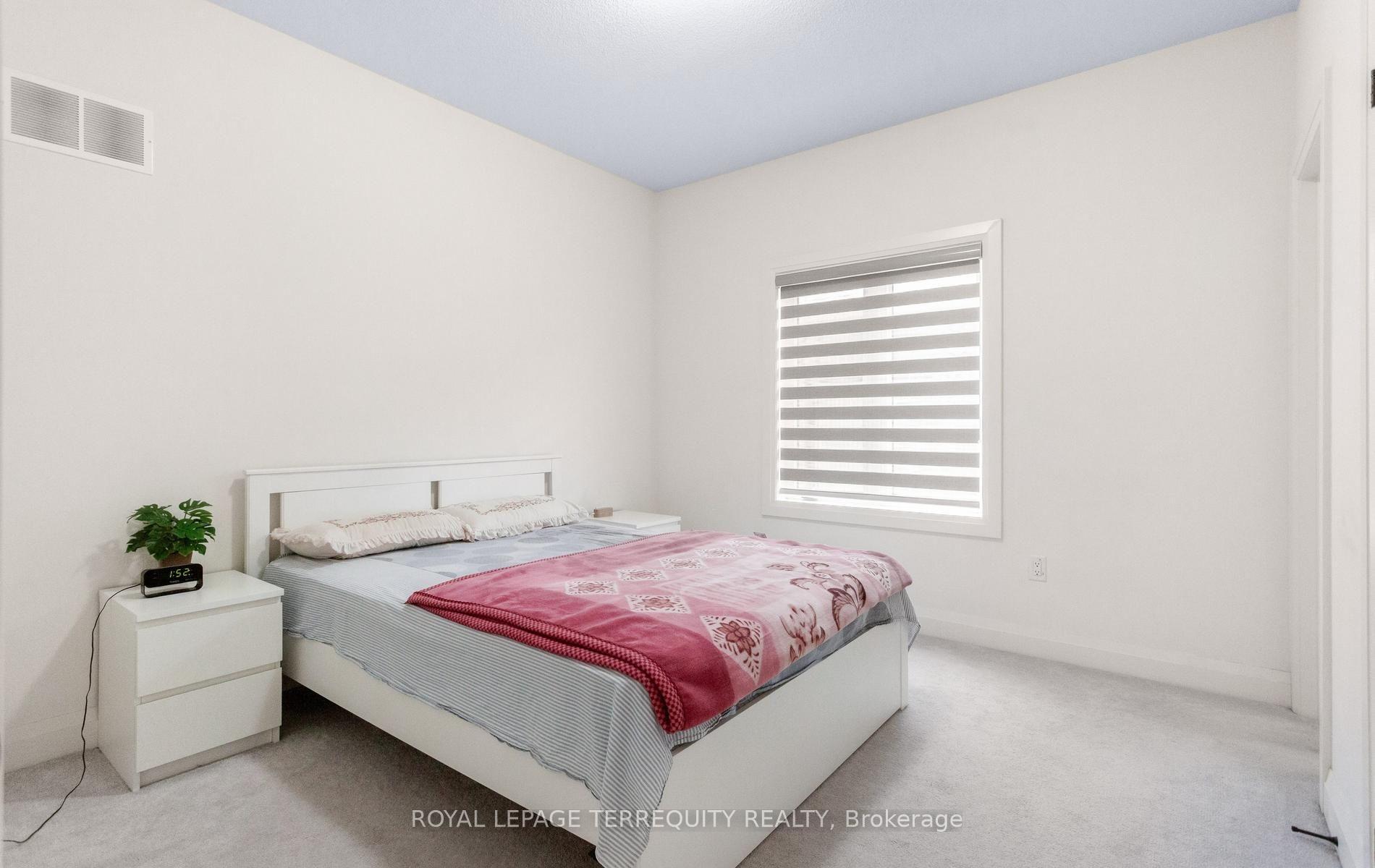 Photo 36 of 242 Factor Street, Vaughan, Kleinburg — HOMEH