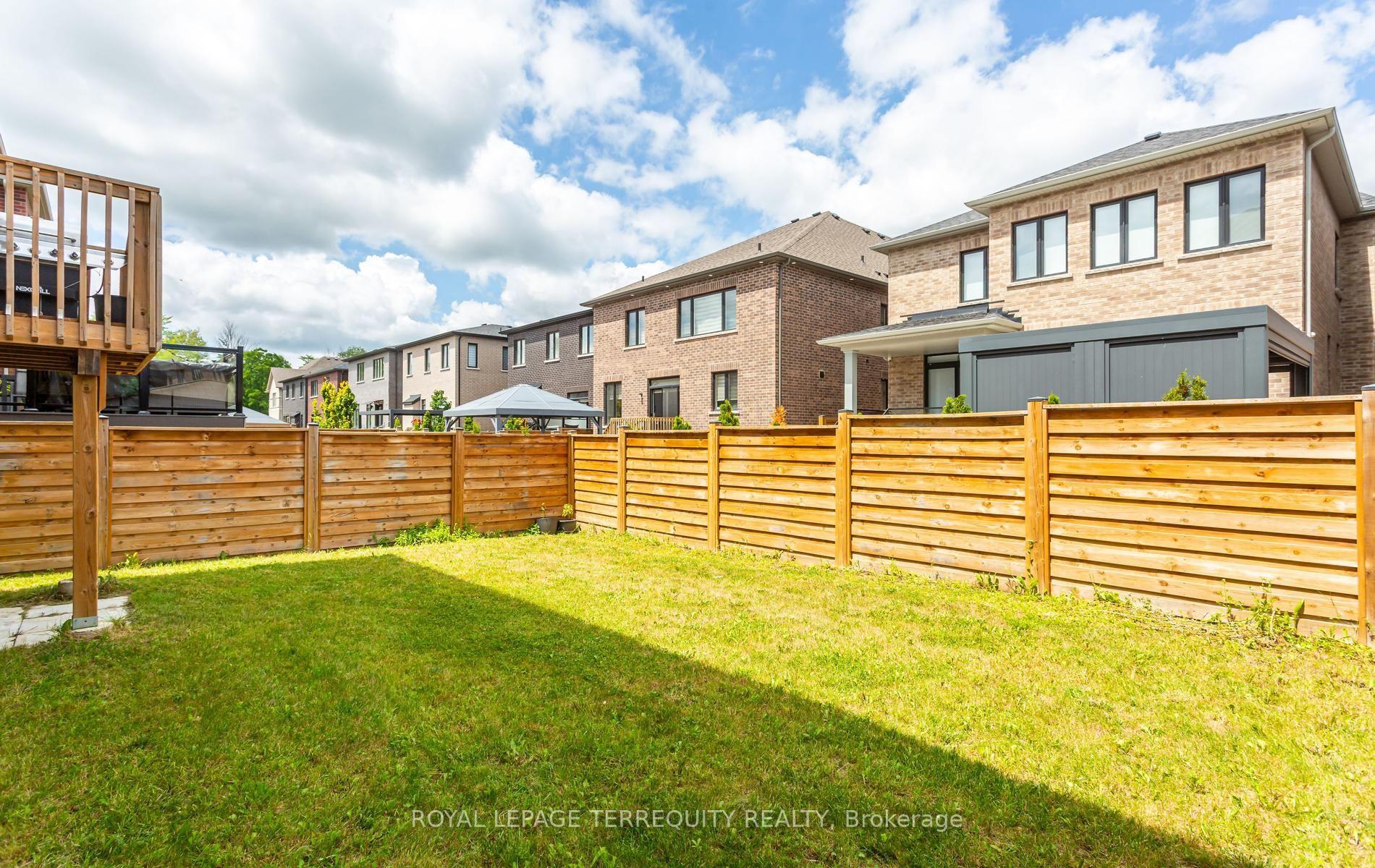 Photo 43 of 242 Factor Street, Vaughan, Kleinburg — HOMEH