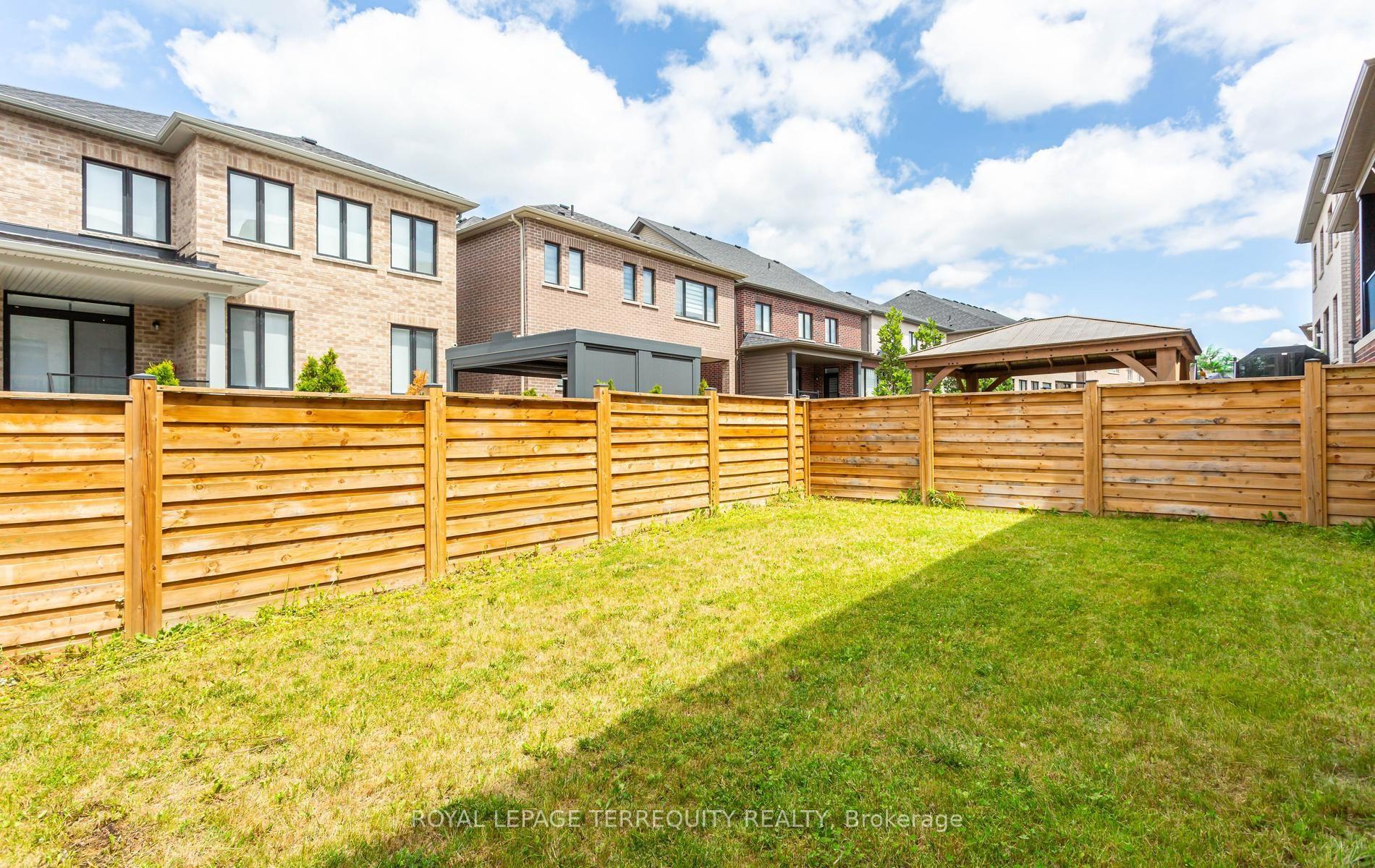 Photo 44 of 242 Factor Street, Vaughan, Kleinburg — HOMEH