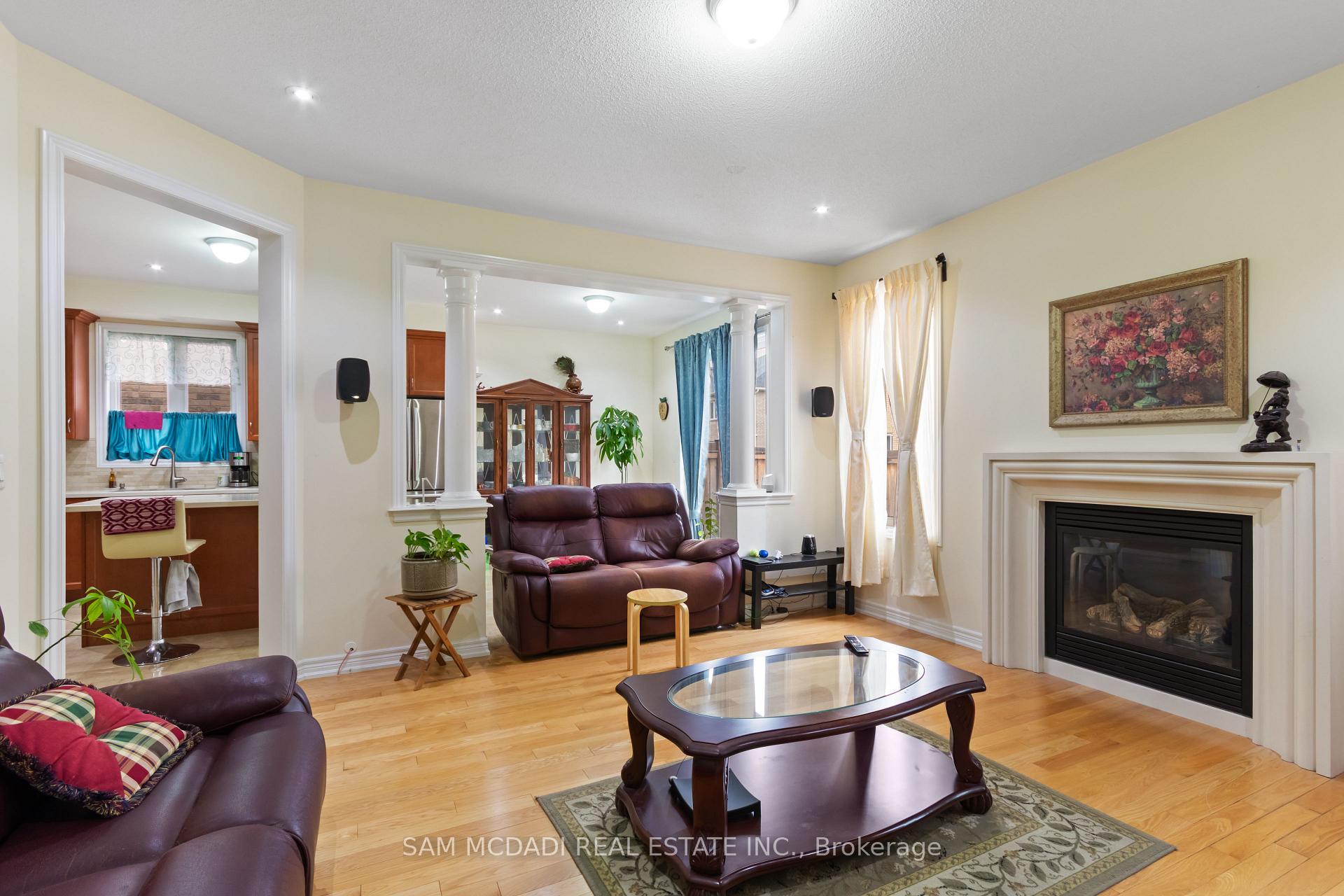 Photo 15 of 80 Durango Drive, Brampton, Credit Valley — HOMEH