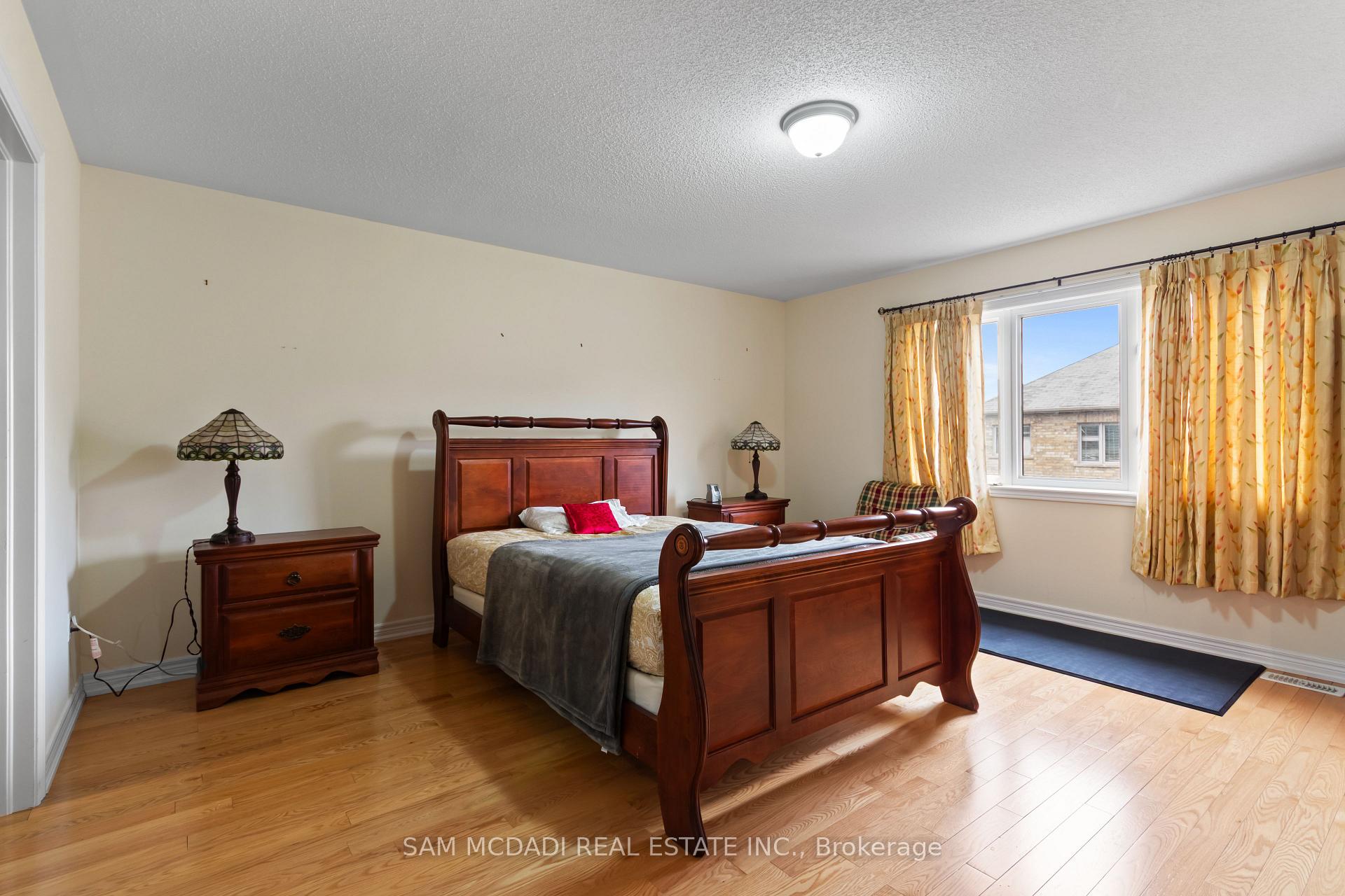 Photo 19 of 80 Durango Drive, Brampton, Credit Valley — HOMEH