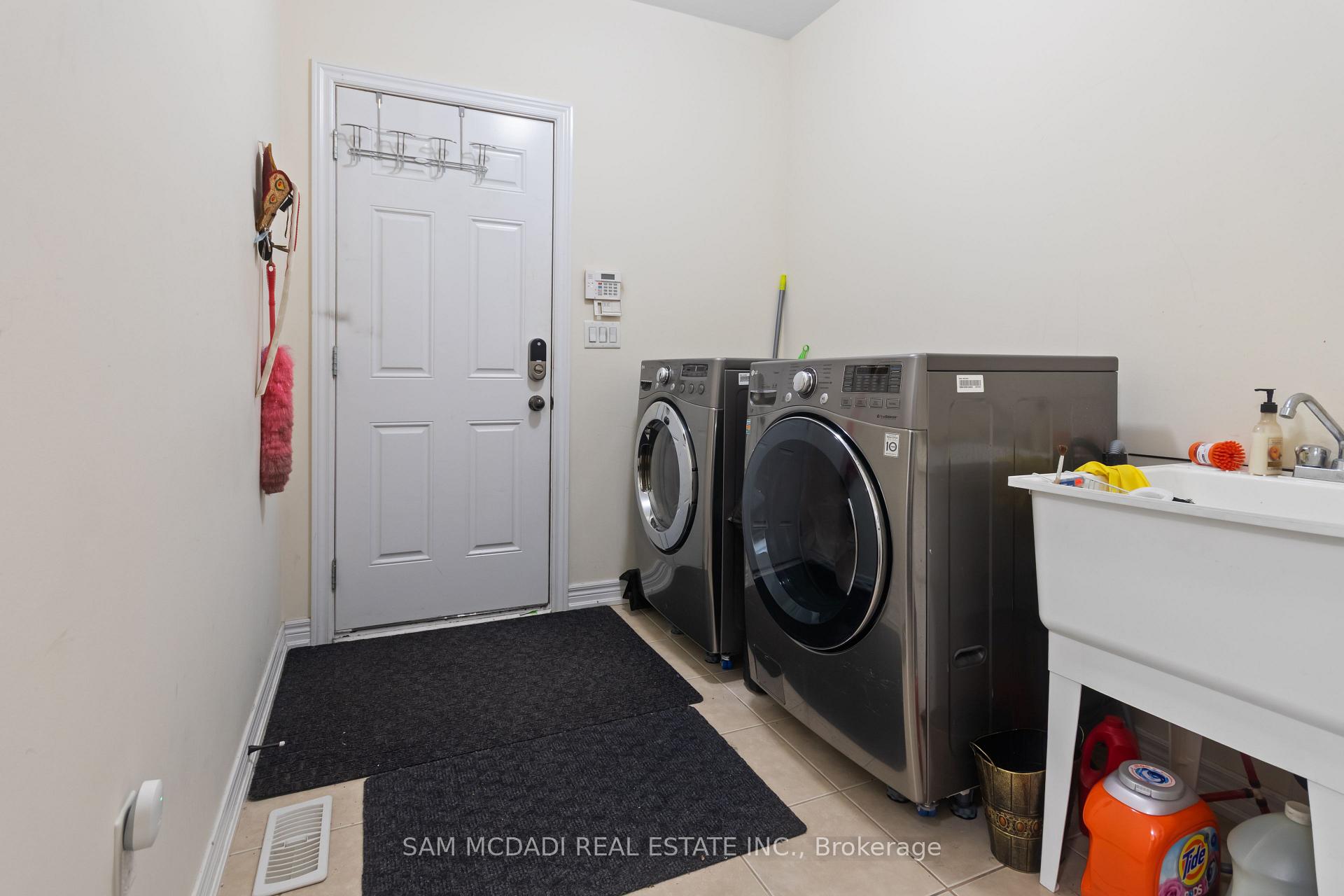 Photo 36 of 80 Durango Drive, Brampton, Credit Valley — HOMEH
