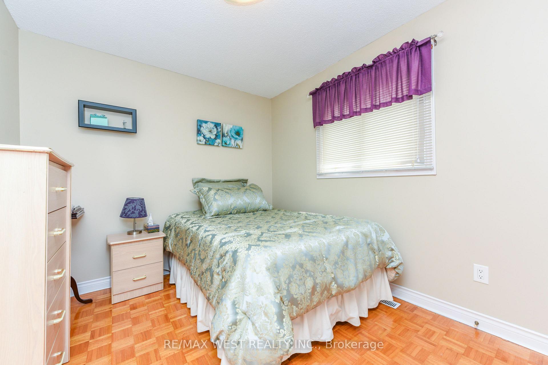 Photo 15 of 181 Misty Meadow Drive, Vaughan, East Woodbridge — HOMEH
