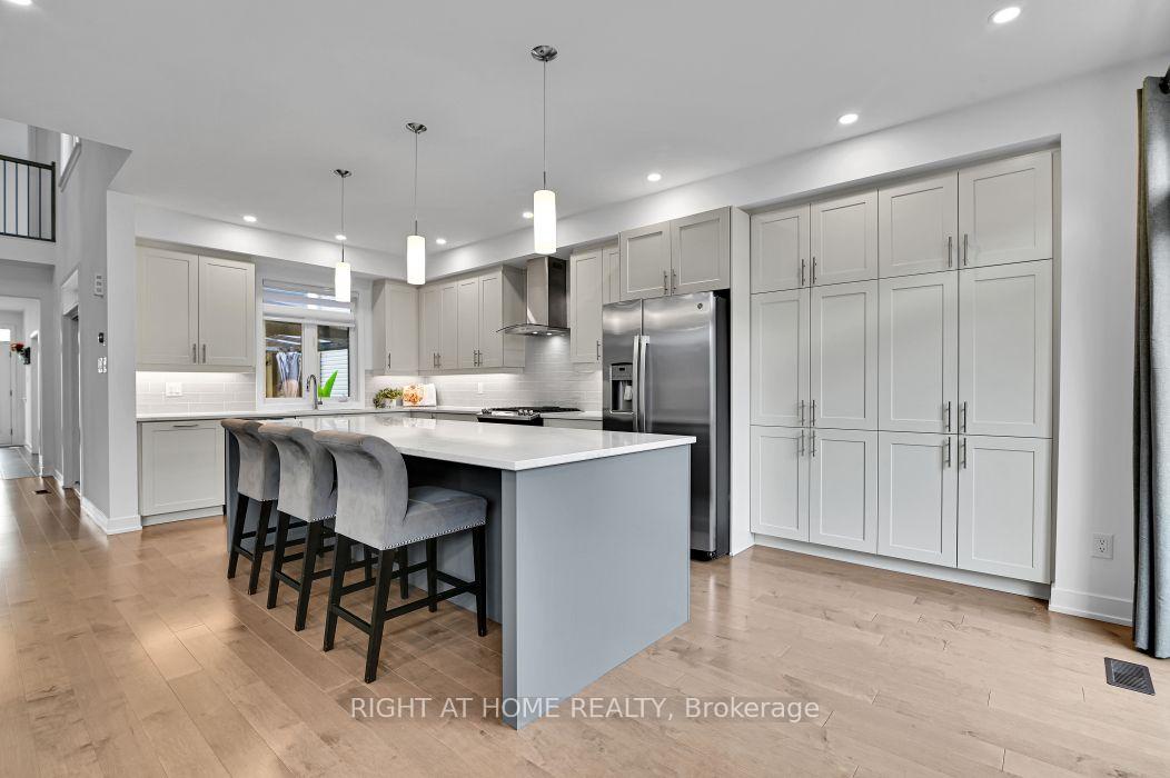Photo 7 of 32 Edenbridge Court, Ottawa, Mer Bleue/Bradley Estates/Anderson Park — HOMEH