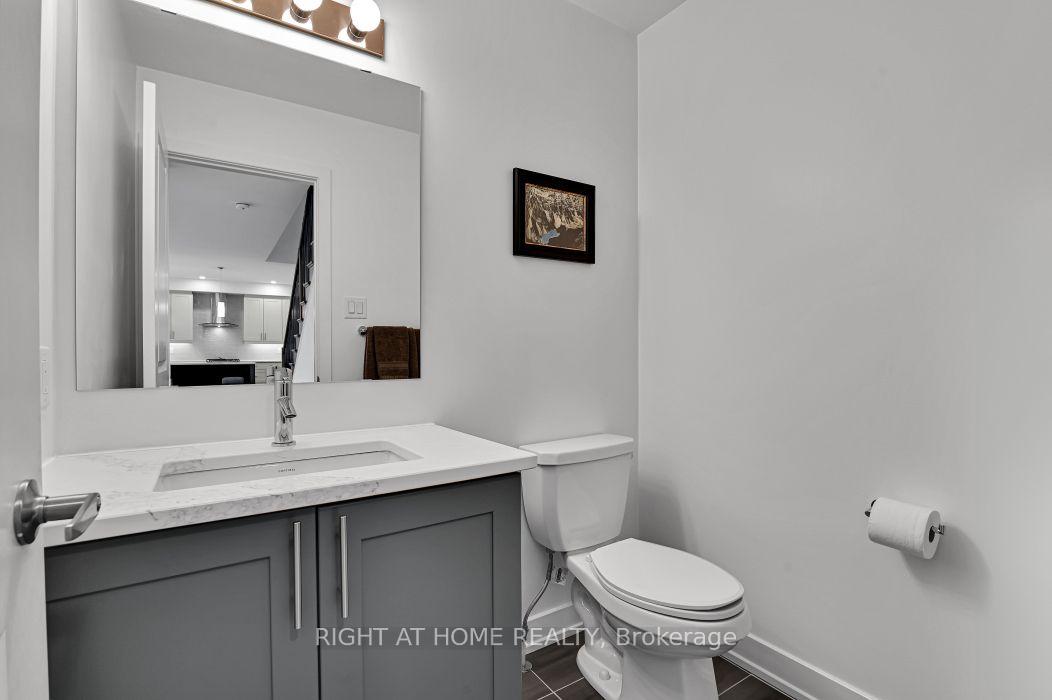 Photo 18 of 32 Edenbridge Court, Ottawa, Mer Bleue/Bradley Estates/Anderson Park — HOMEH