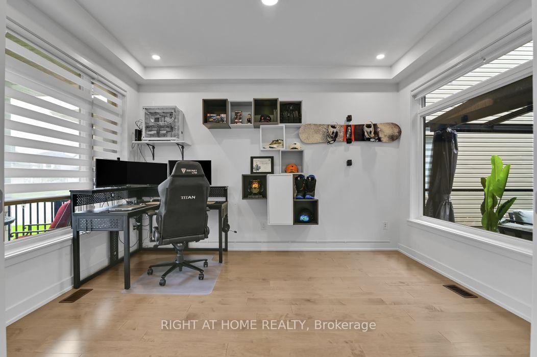 Photo 20 of 32 Edenbridge Court, Ottawa, Mer Bleue/Bradley Estates/Anderson Park — HOMEH