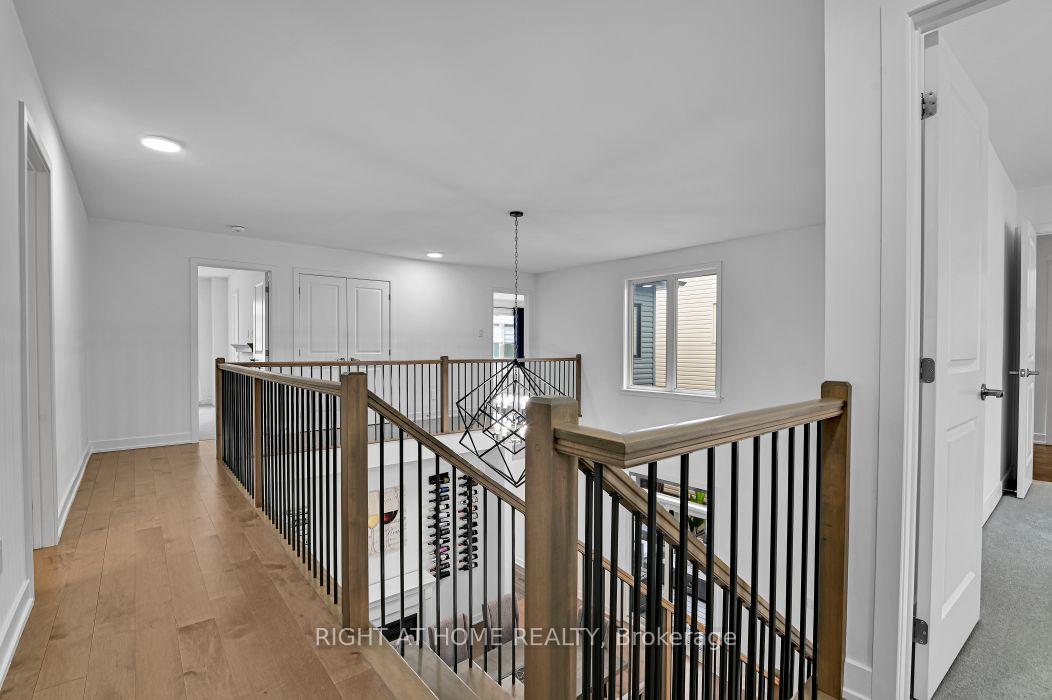 Photo 24 of 32 Edenbridge Court, Ottawa, Mer Bleue/Bradley Estates/Anderson Park — HOMEH
