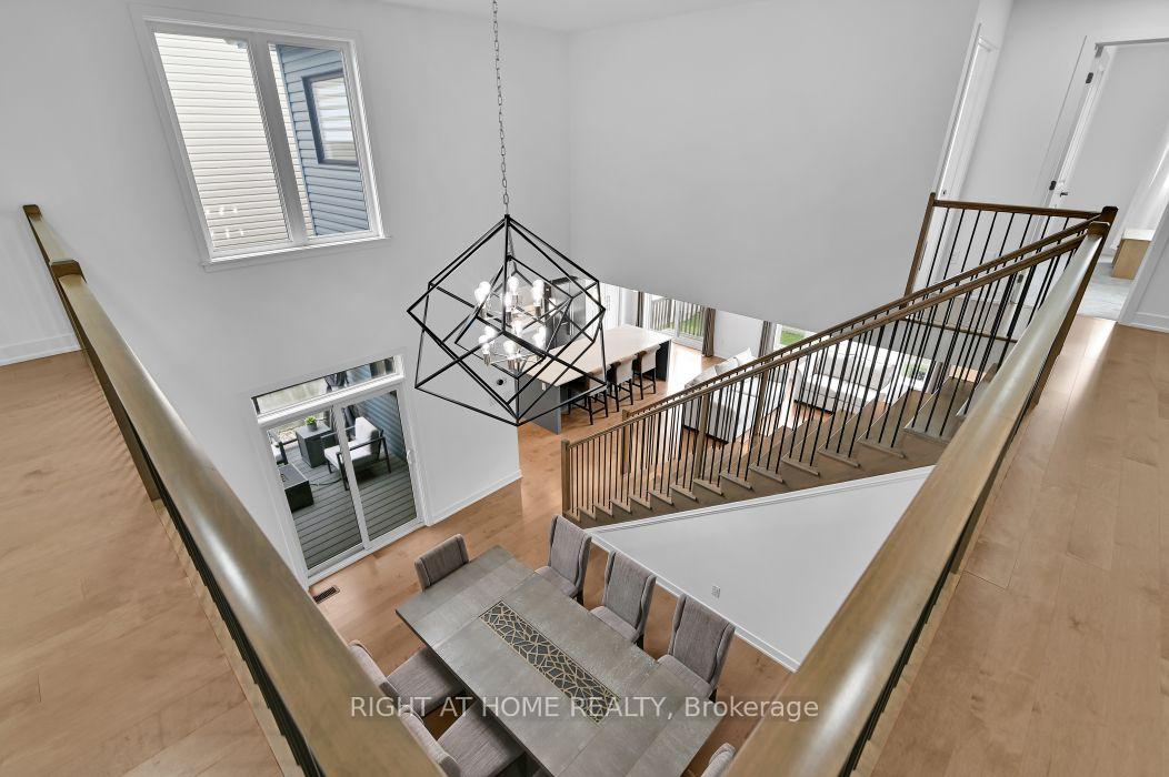 Photo 25 of 32 Edenbridge Court, Ottawa, Mer Bleue/Bradley Estates/Anderson Park — HOMEH