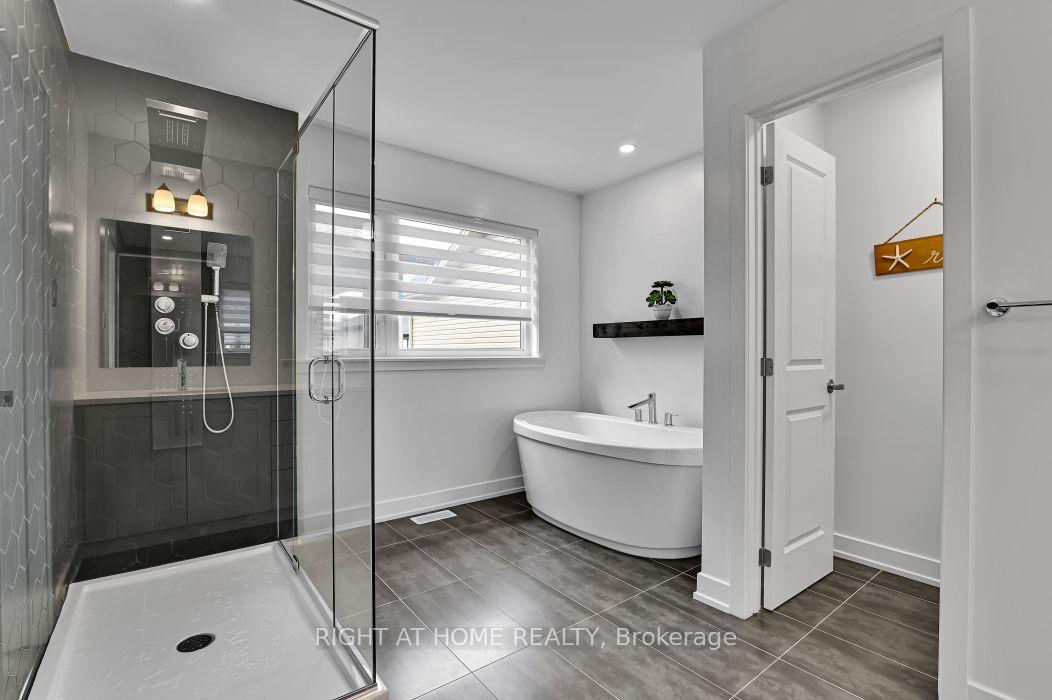 Photo 28 of 32 Edenbridge Court, Ottawa, Mer Bleue/Bradley Estates/Anderson Park — HOMEH