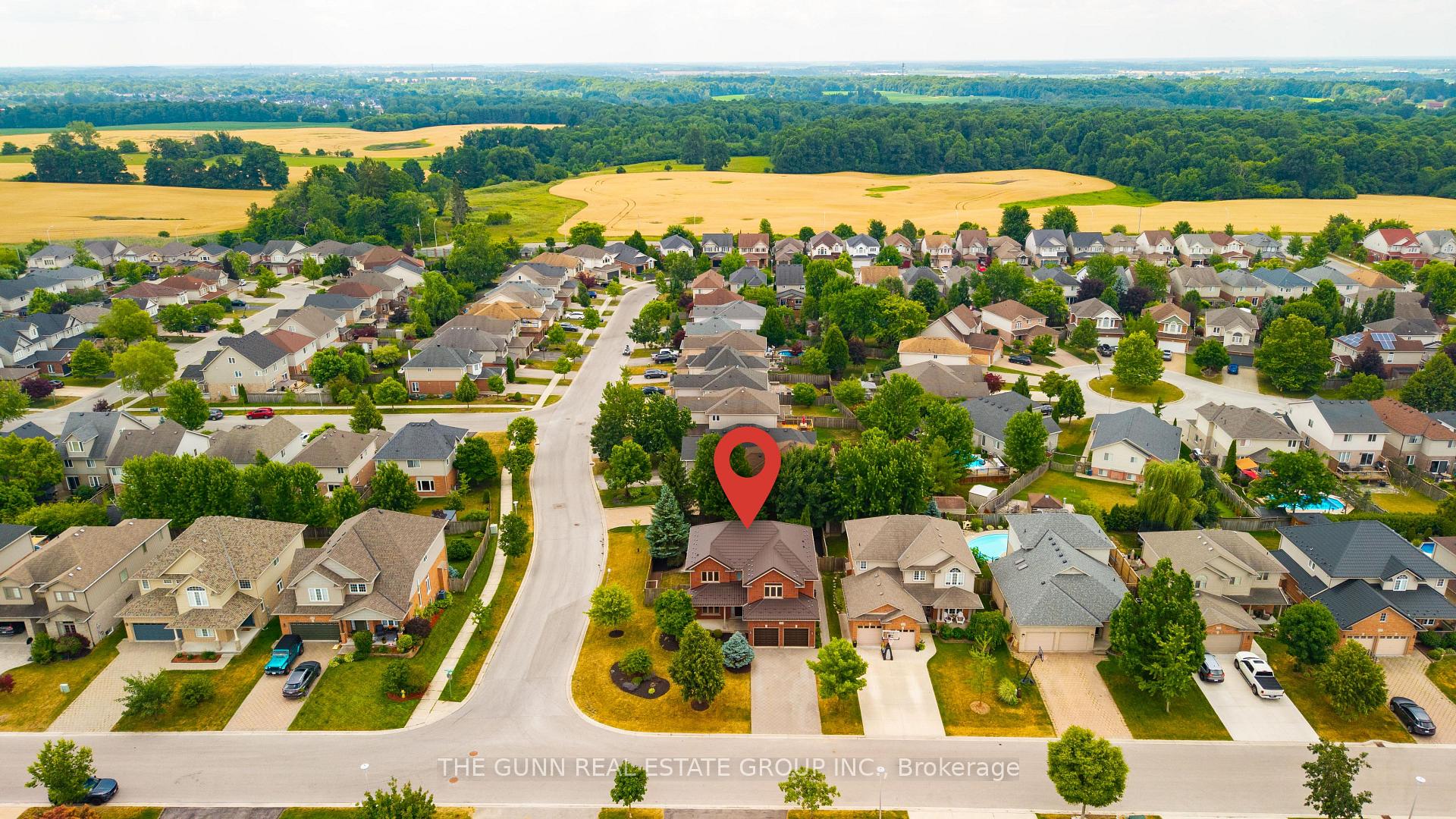 Photo 9 of 1401 Birchwood Drive, London, South K — HOMEH