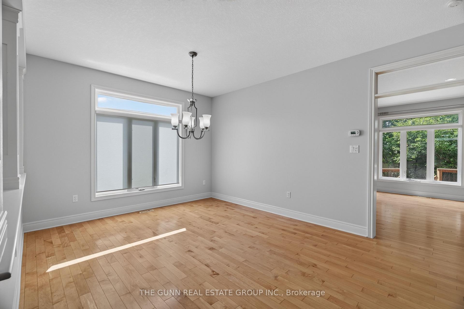 Photo 15 of 1401 Birchwood Drive, London, South K — HOMEH