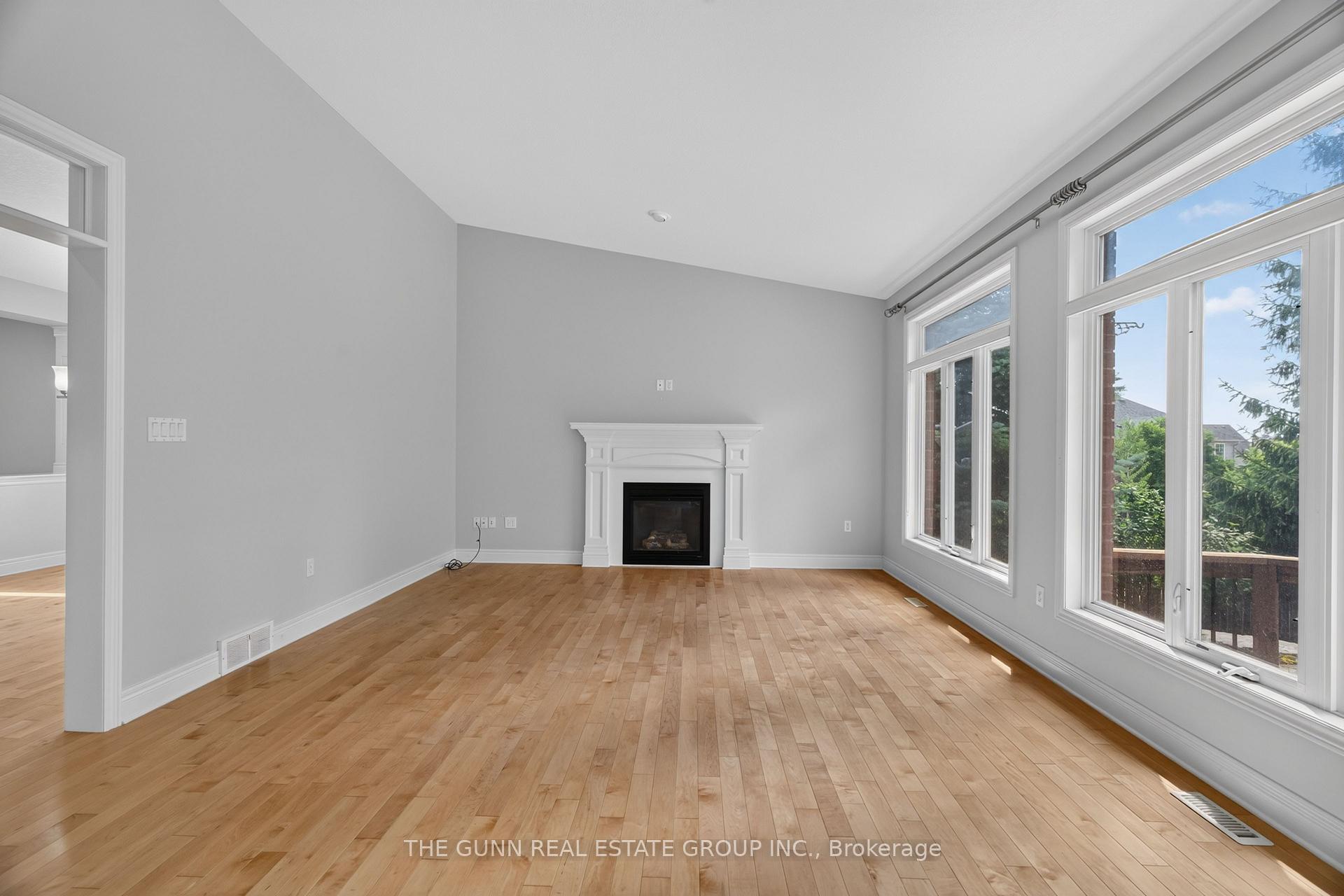 Photo 17 of 1401 Birchwood Drive, London, South K — HOMEH