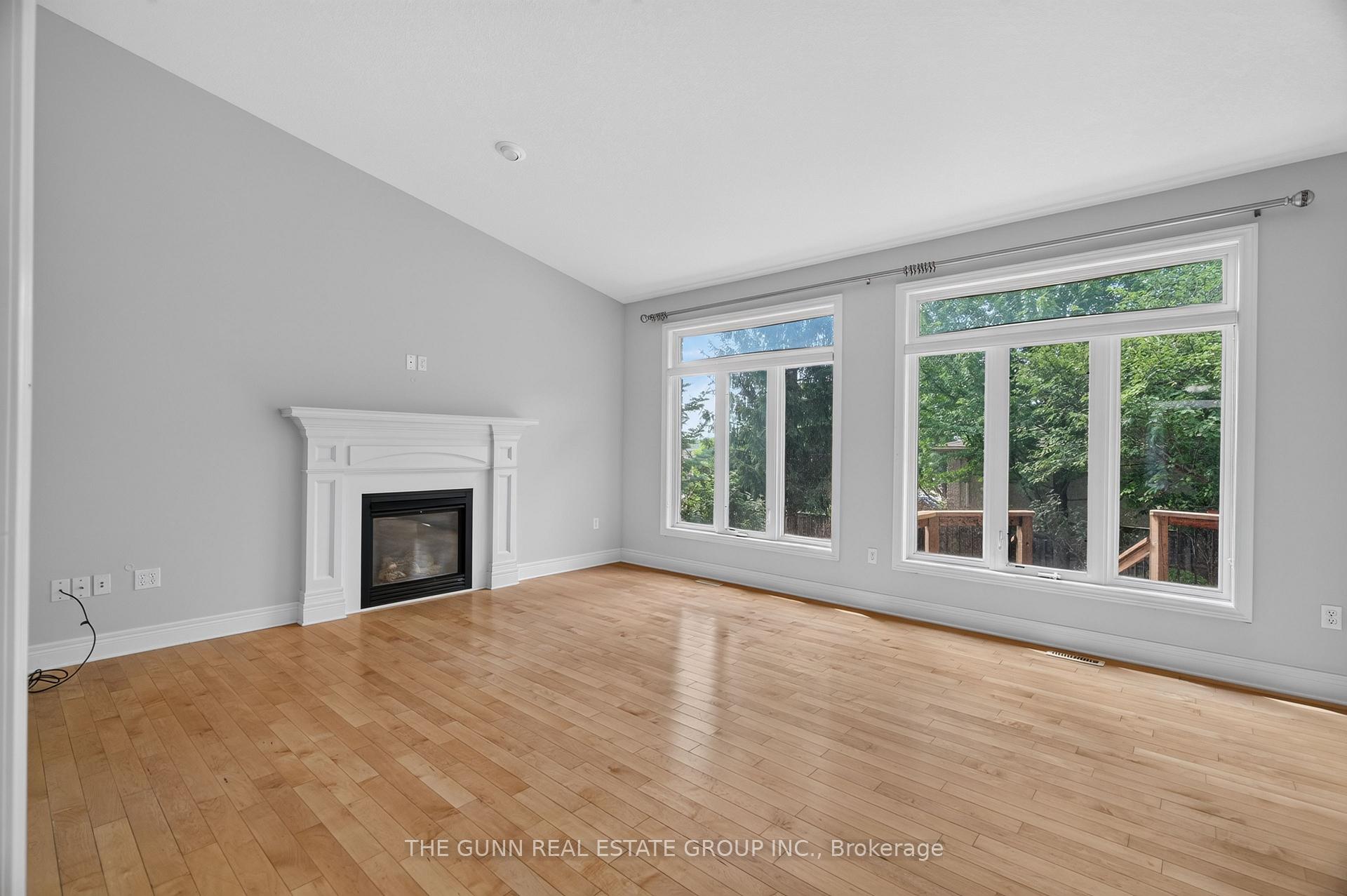 Photo 18 of 1401 Birchwood Drive, London, South K — HOMEH
