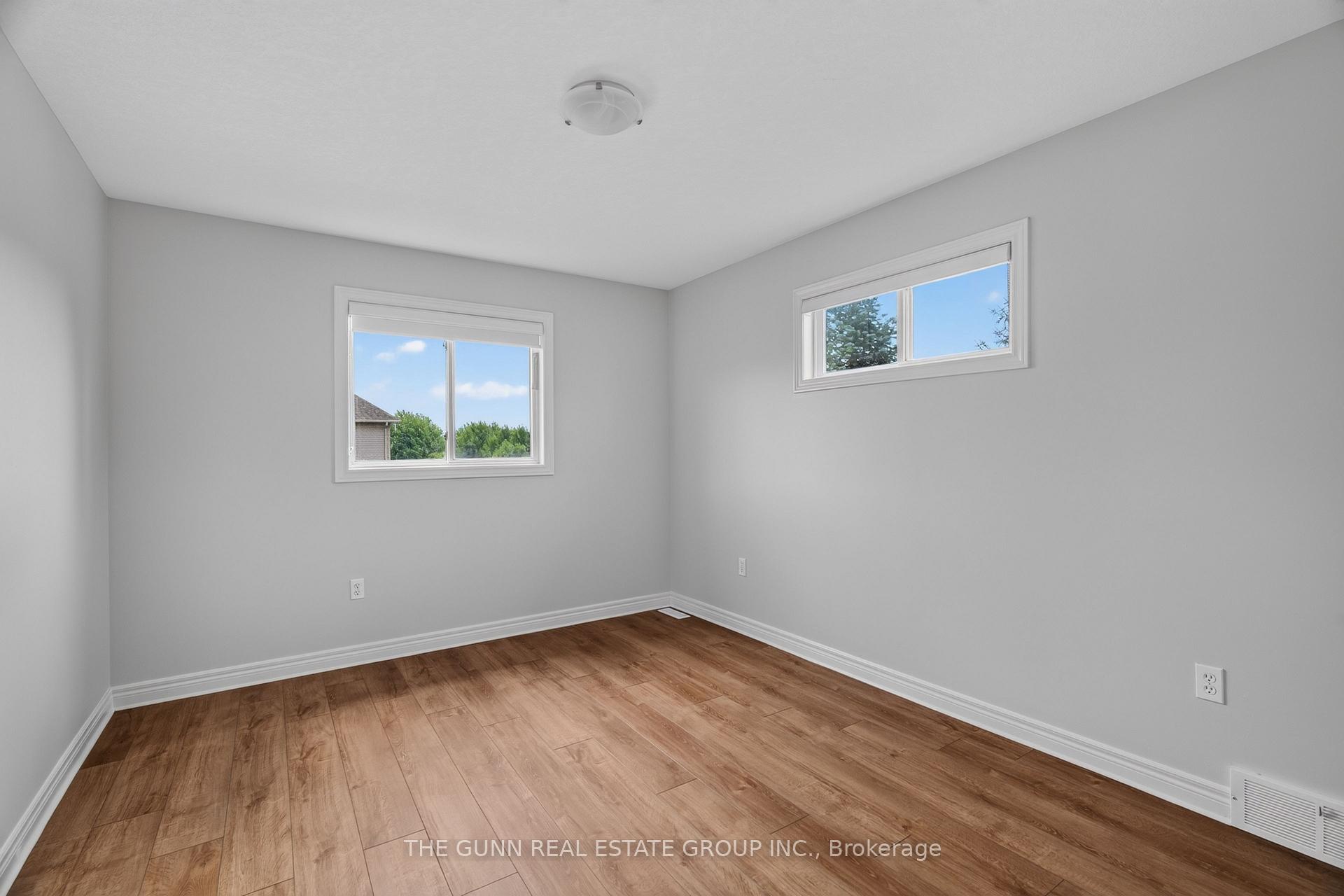Photo 37 of 1401 Birchwood Drive, London, South K — HOMEH
