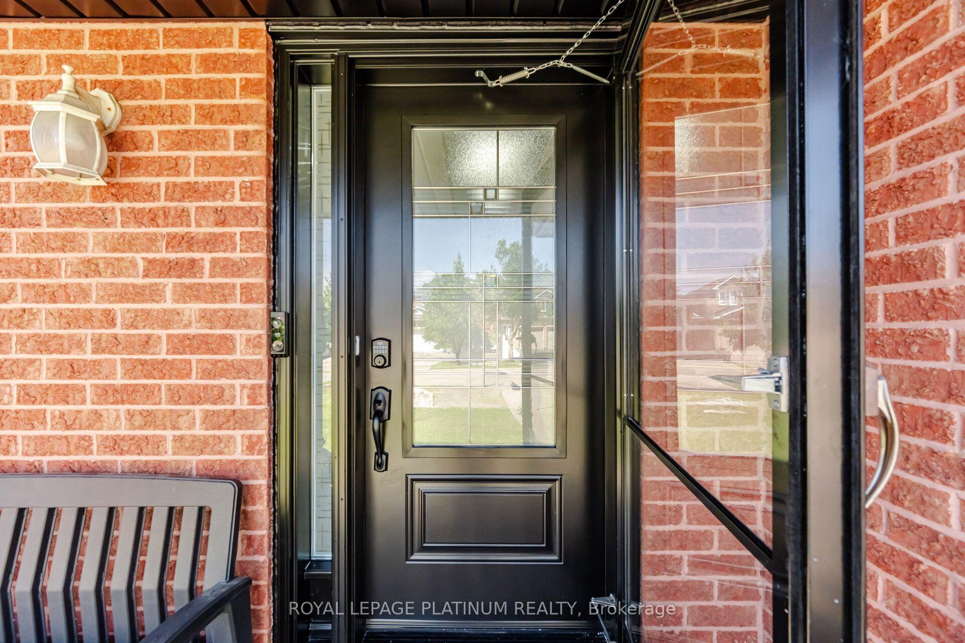 Photo 6 of 6177 Ford Road, Mississauga, East Credit — HOMEH