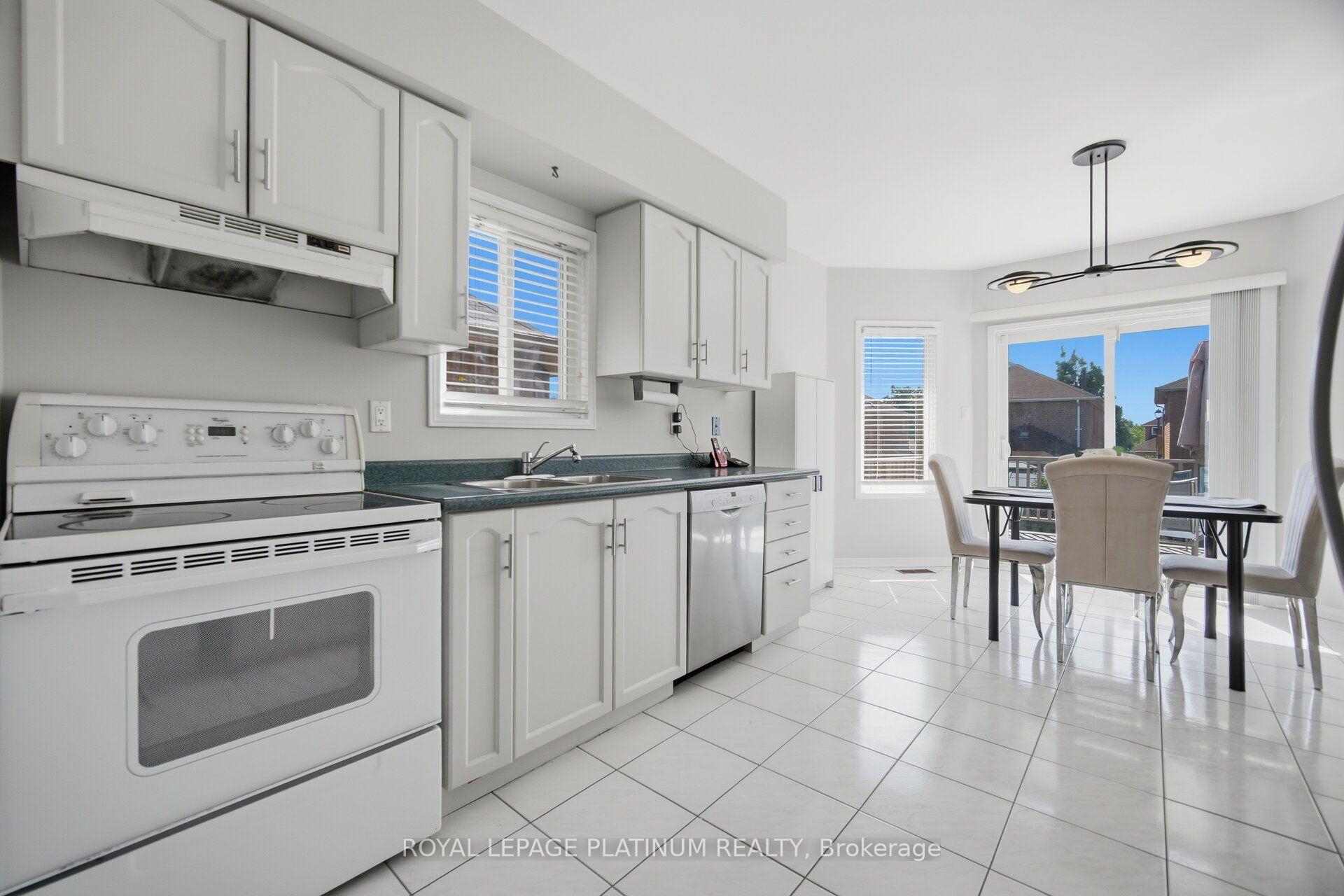 Photo 18 of 6177 Ford Road, Mississauga, East Credit — HOMEH
