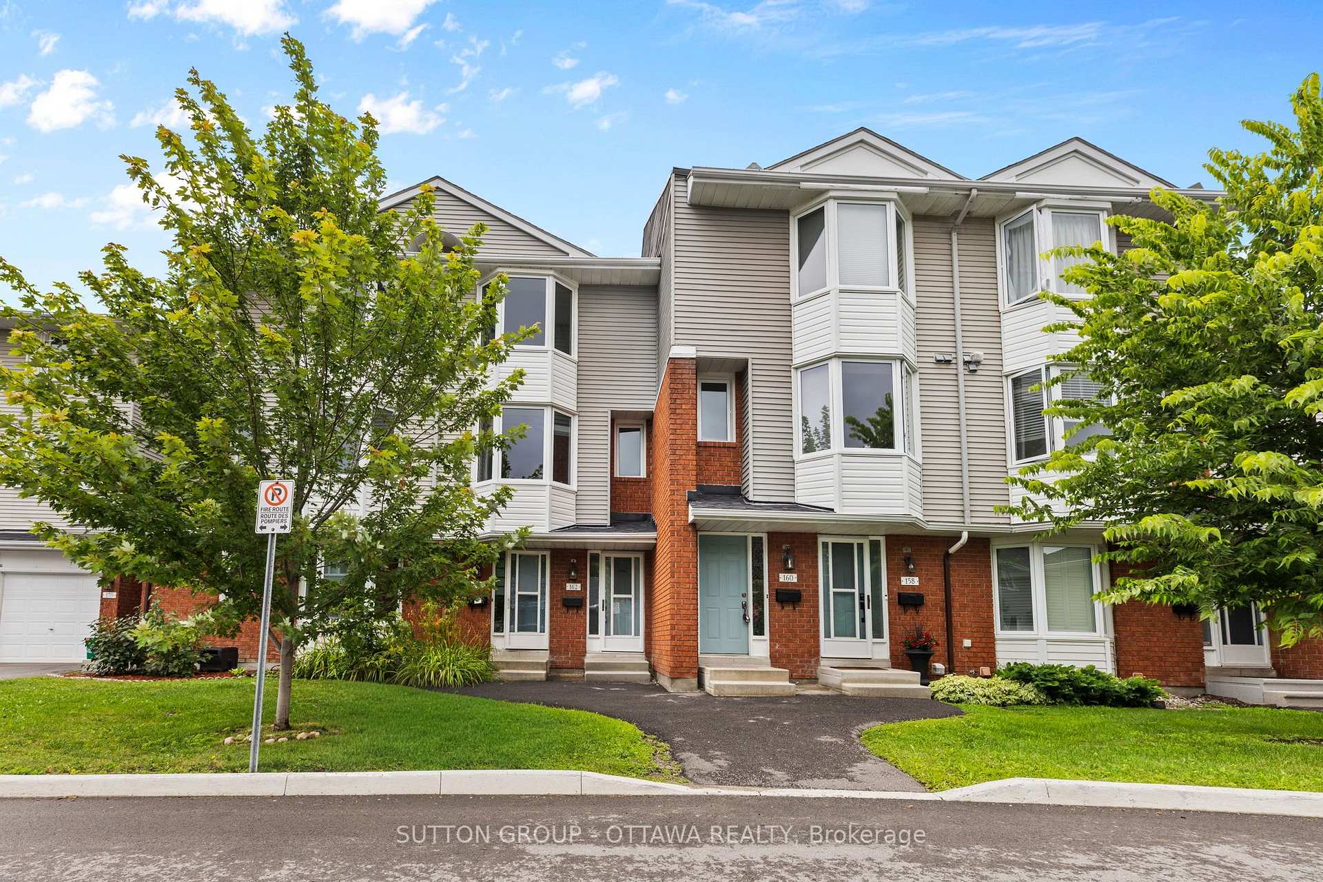 Photo 1 of Unit 14, 162 Rushford Private, Ottawa, Hunt Club Park/Greenboro — HOMEH