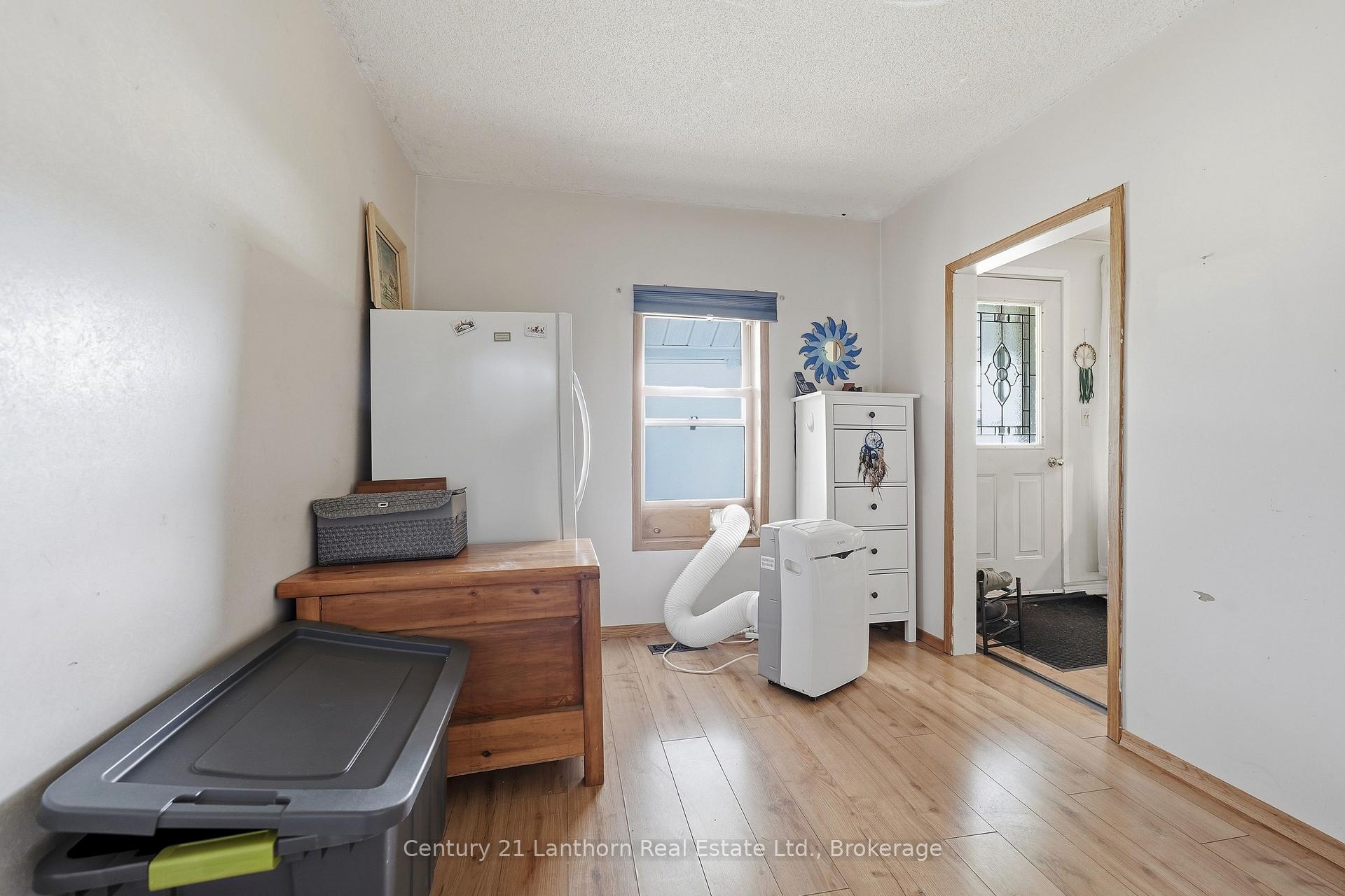 Photo 10 of 1504 Vanderwater Road, Tweed, Hungerford (Twp) — HOMEH
