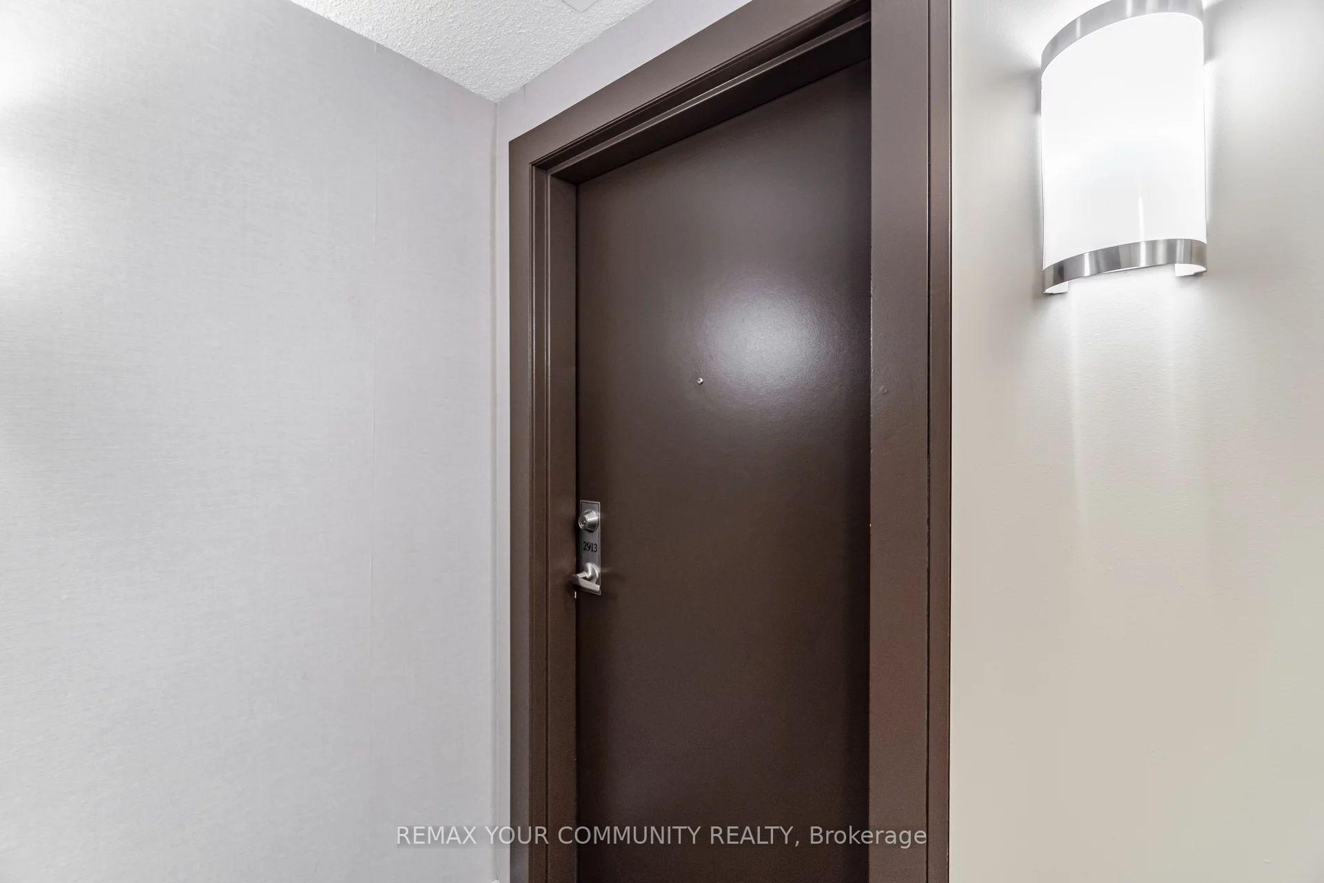 Photo 3 of Unit Ph-2913, 155 Legion Road, Etobicoke, Mimico — HOMEH