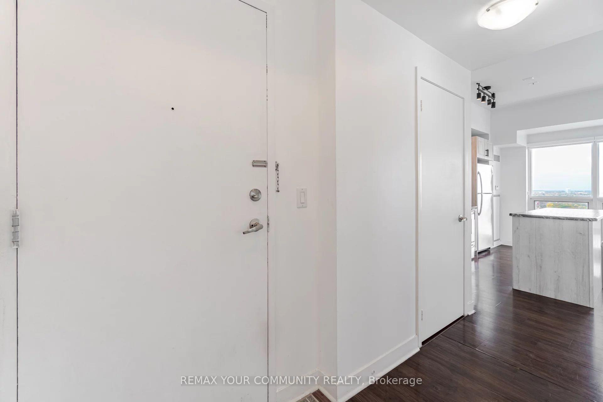 Photo 4 of Unit Ph-2913, 155 Legion Road, Etobicoke, Mimico — HOMEH
