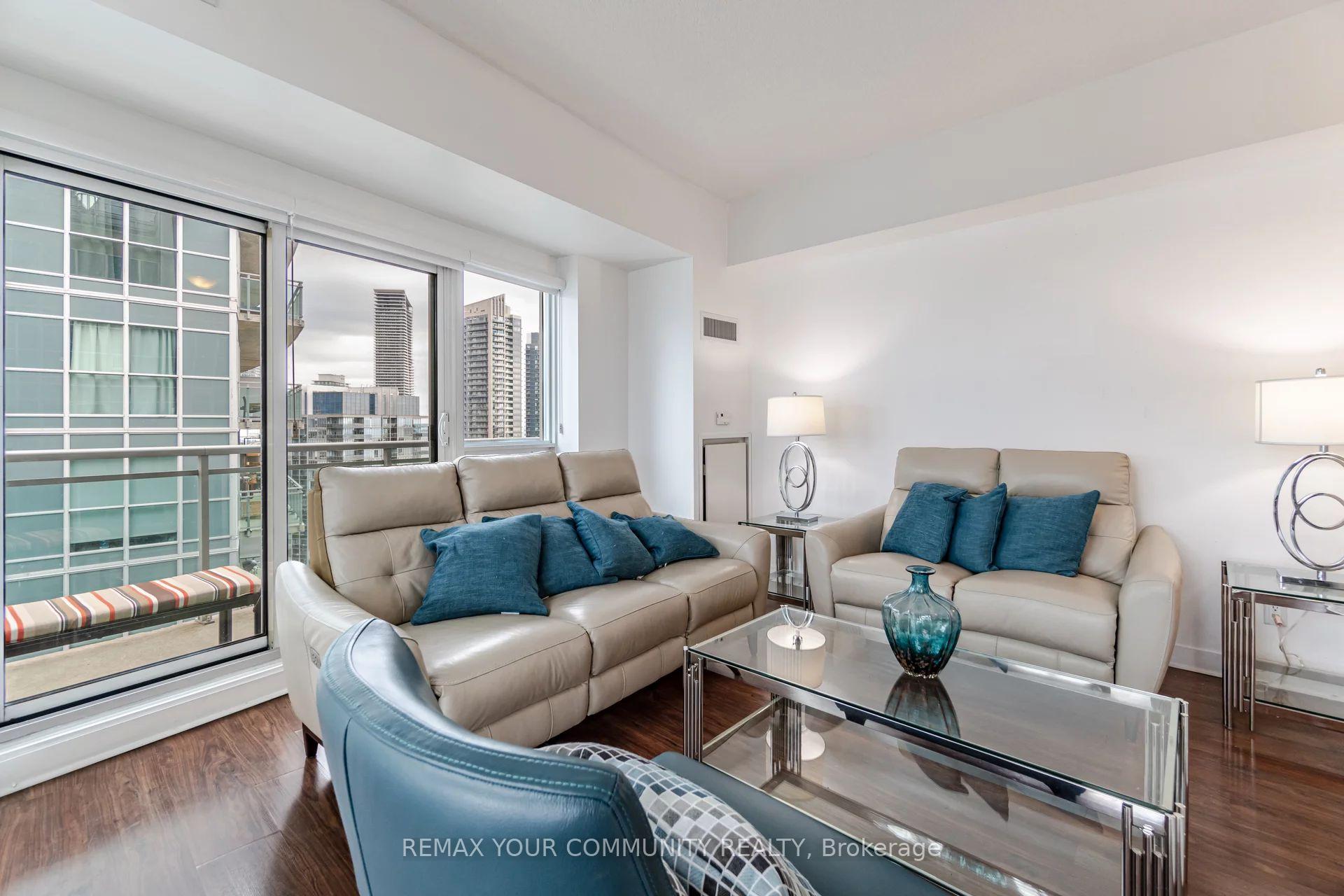 Photo 5 of Unit Ph-2913, 155 Legion Road, Etobicoke, Mimico — HOMEH