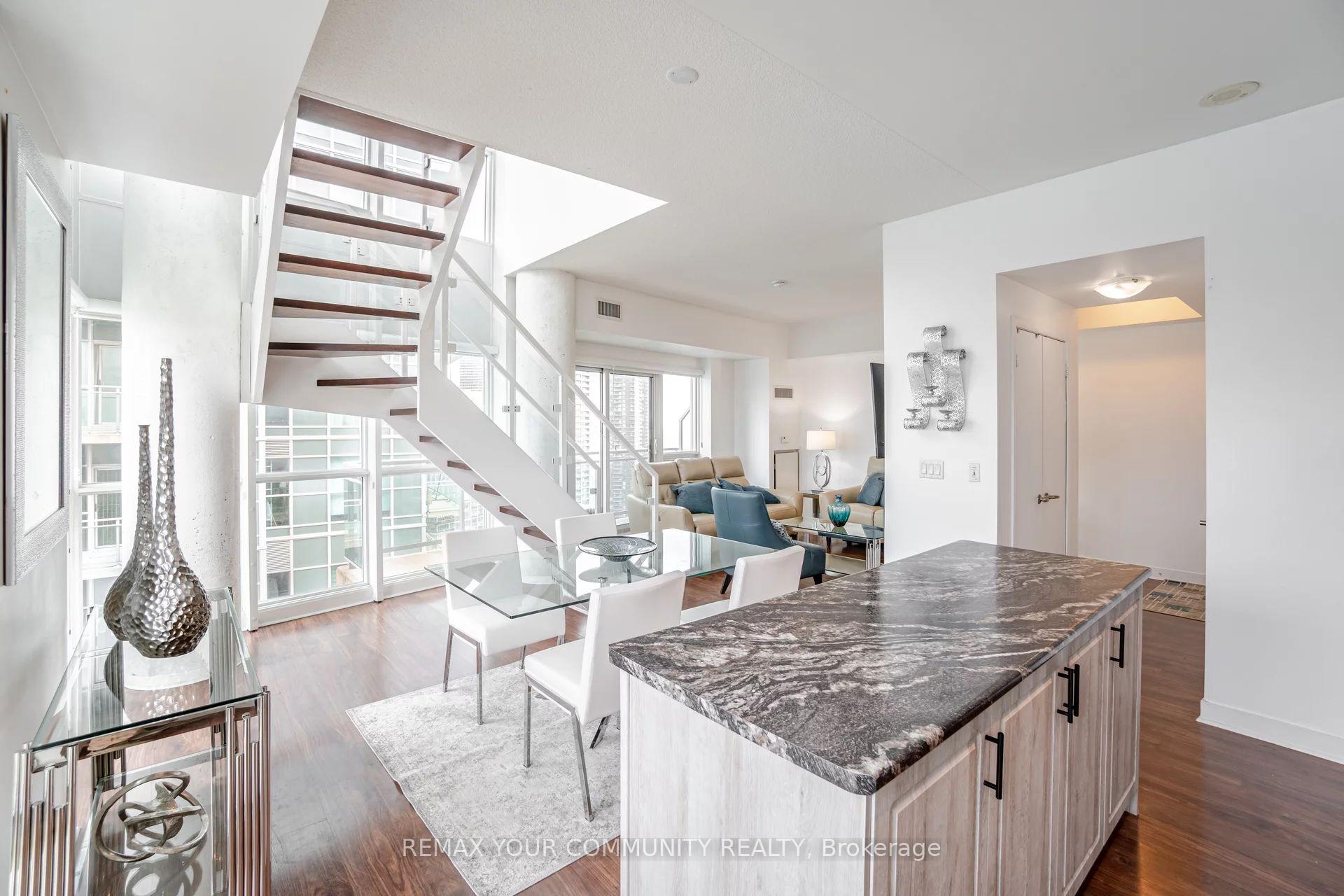 Photo 11 of Unit Ph-2913, 155 Legion Road, Etobicoke, Mimico — HOMEH
