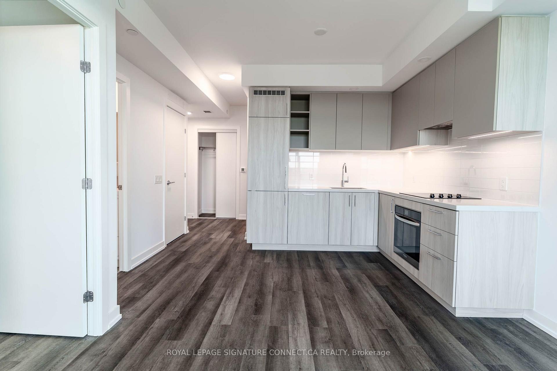 Photo 2 of Unit 601, 2851 Hwy 7, Vaughan, Vaughan Corporate Centre — HOMEH