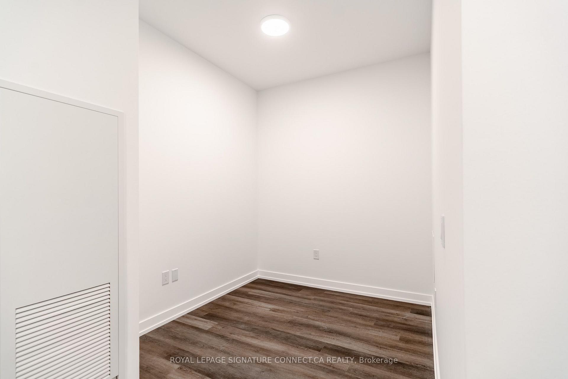 Photo 9 of Unit 601, 2851 Hwy 7, Vaughan, Vaughan Corporate Centre — HOMEH