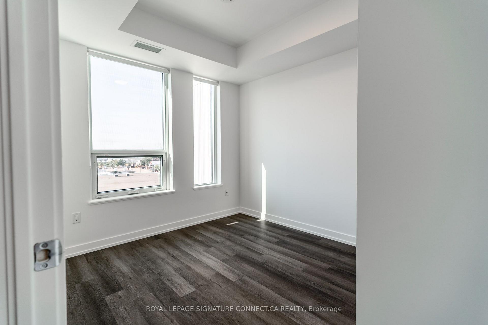 Photo 10 of Unit 601, 2851 Hwy 7, Vaughan, Vaughan Corporate Centre — HOMEH