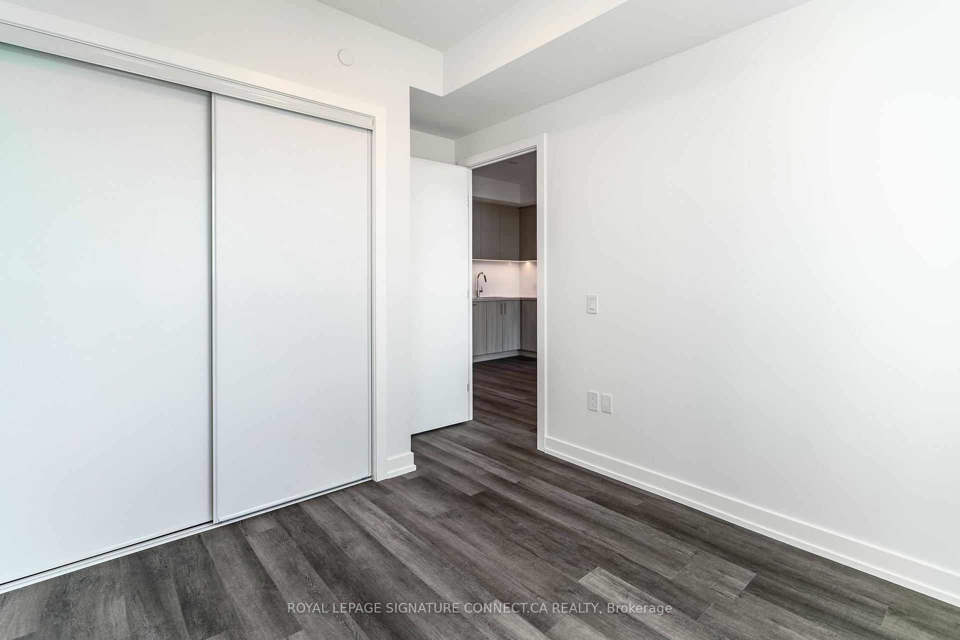 Photo 13 of Unit 601, 2851 Hwy 7, Vaughan, Vaughan Corporate Centre — HOMEH