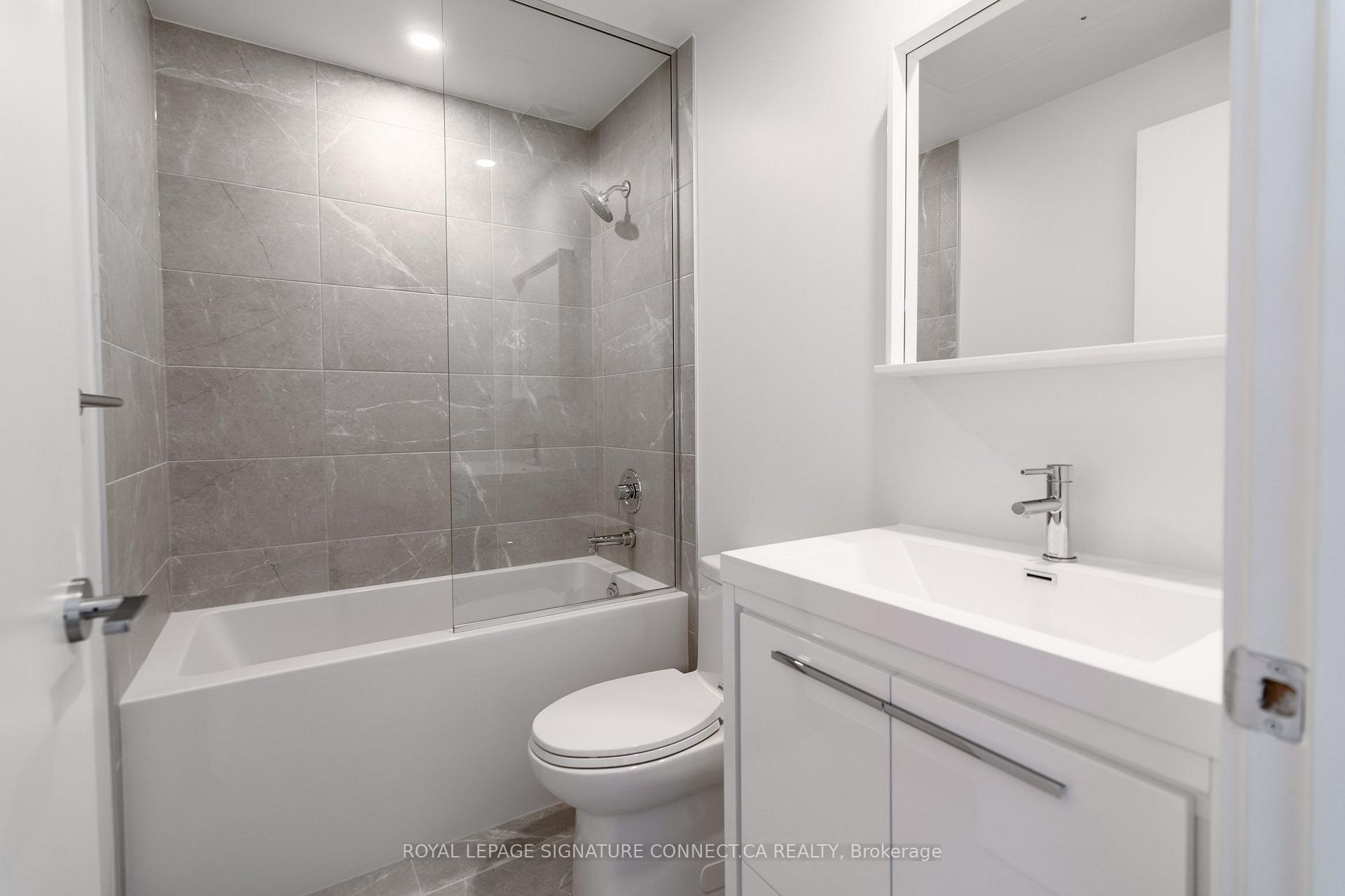 Photo 15 of Unit 601, 2851 Hwy 7, Vaughan, Vaughan Corporate Centre — HOMEH