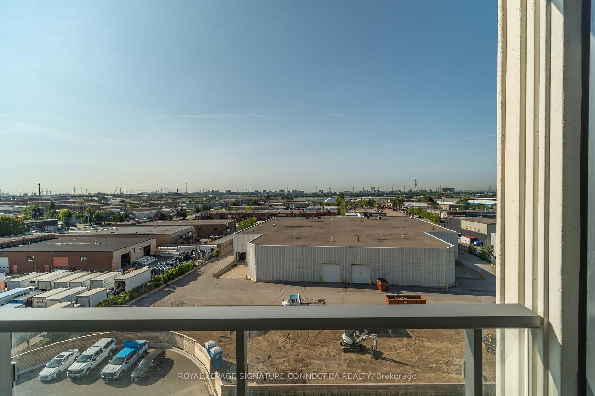 Photo 17 of Unit 601, 2851 Hwy 7, Vaughan, Vaughan Corporate Centre — HOMEH