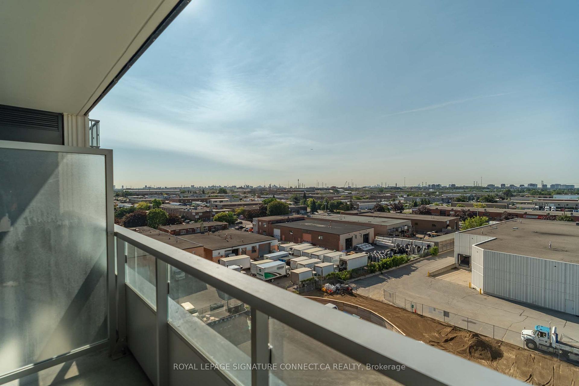 Photo 18 of Unit 601, 2851 Hwy 7, Vaughan, Vaughan Corporate Centre — HOMEH