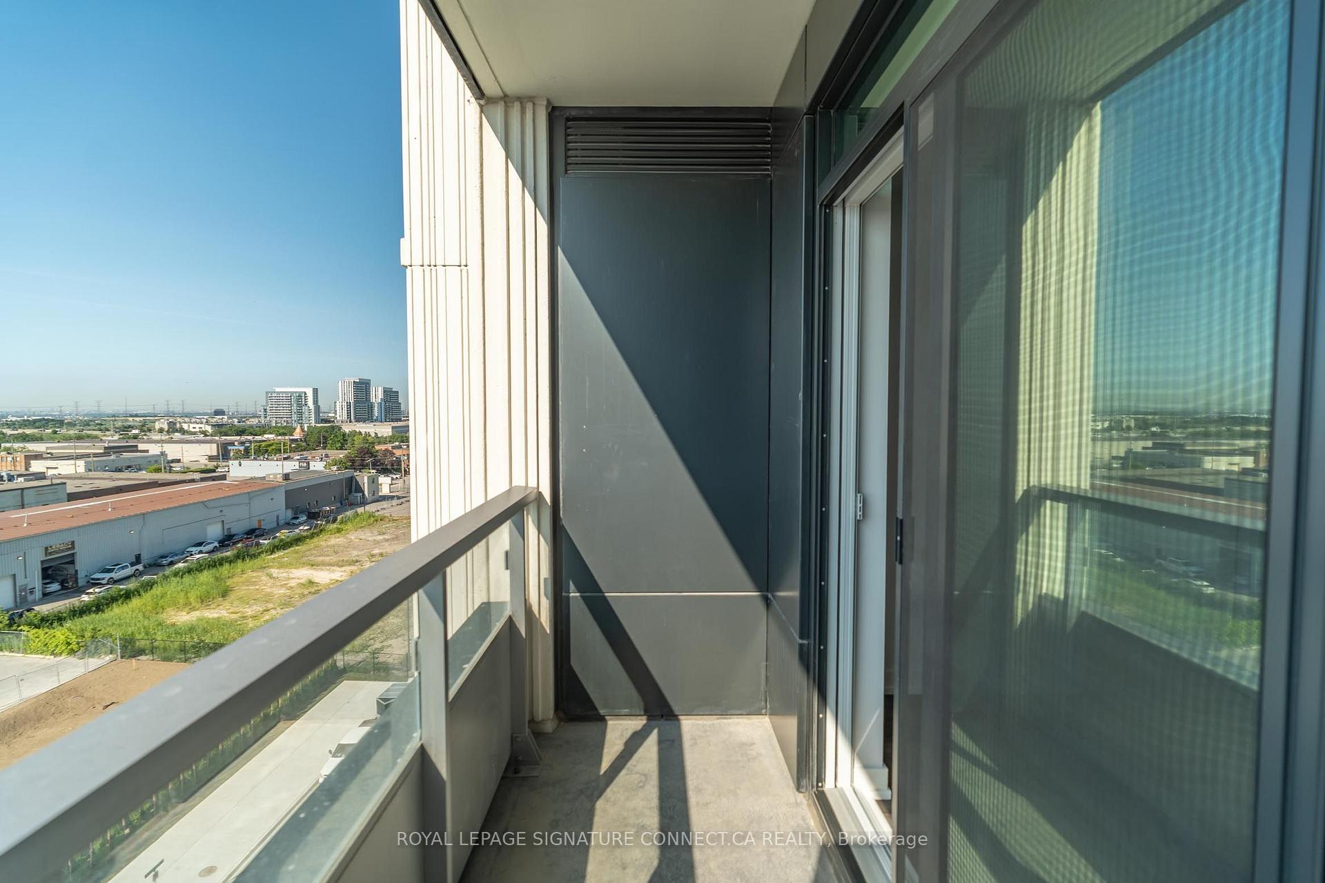Photo 19 of Unit 601, 2851 Hwy 7, Vaughan, Vaughan Corporate Centre — HOMEH