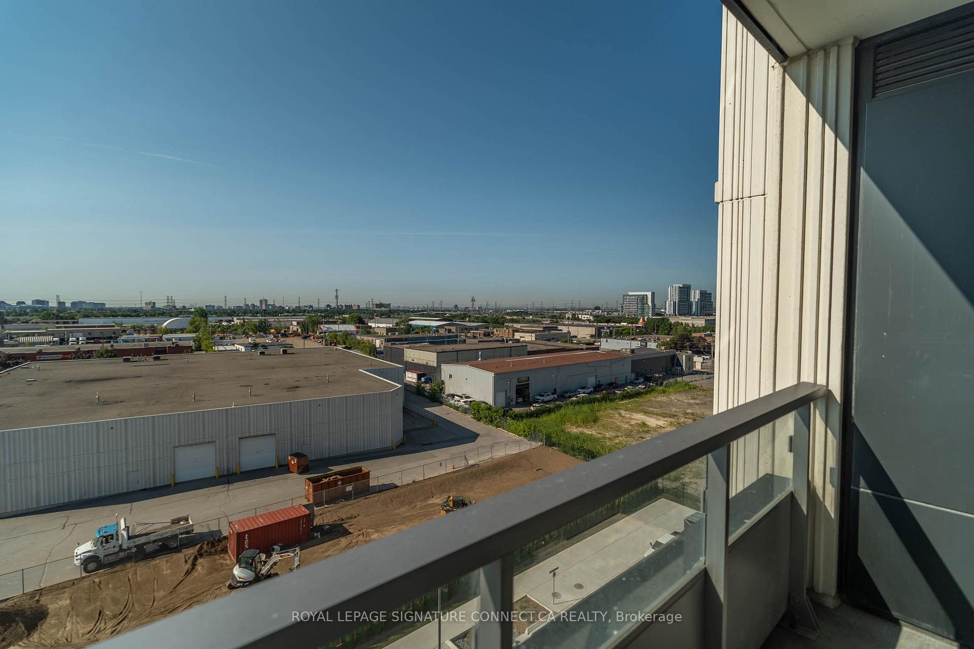 Photo 20 of Unit 601, 2851 Hwy 7, Vaughan, Vaughan Corporate Centre — HOMEH