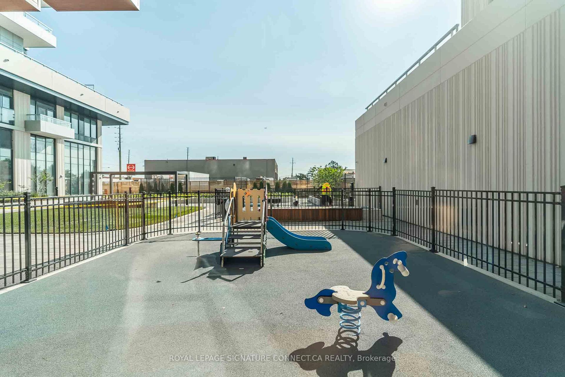 Photo 22 of Unit 601, 2851 Hwy 7, Vaughan, Vaughan Corporate Centre — HOMEH