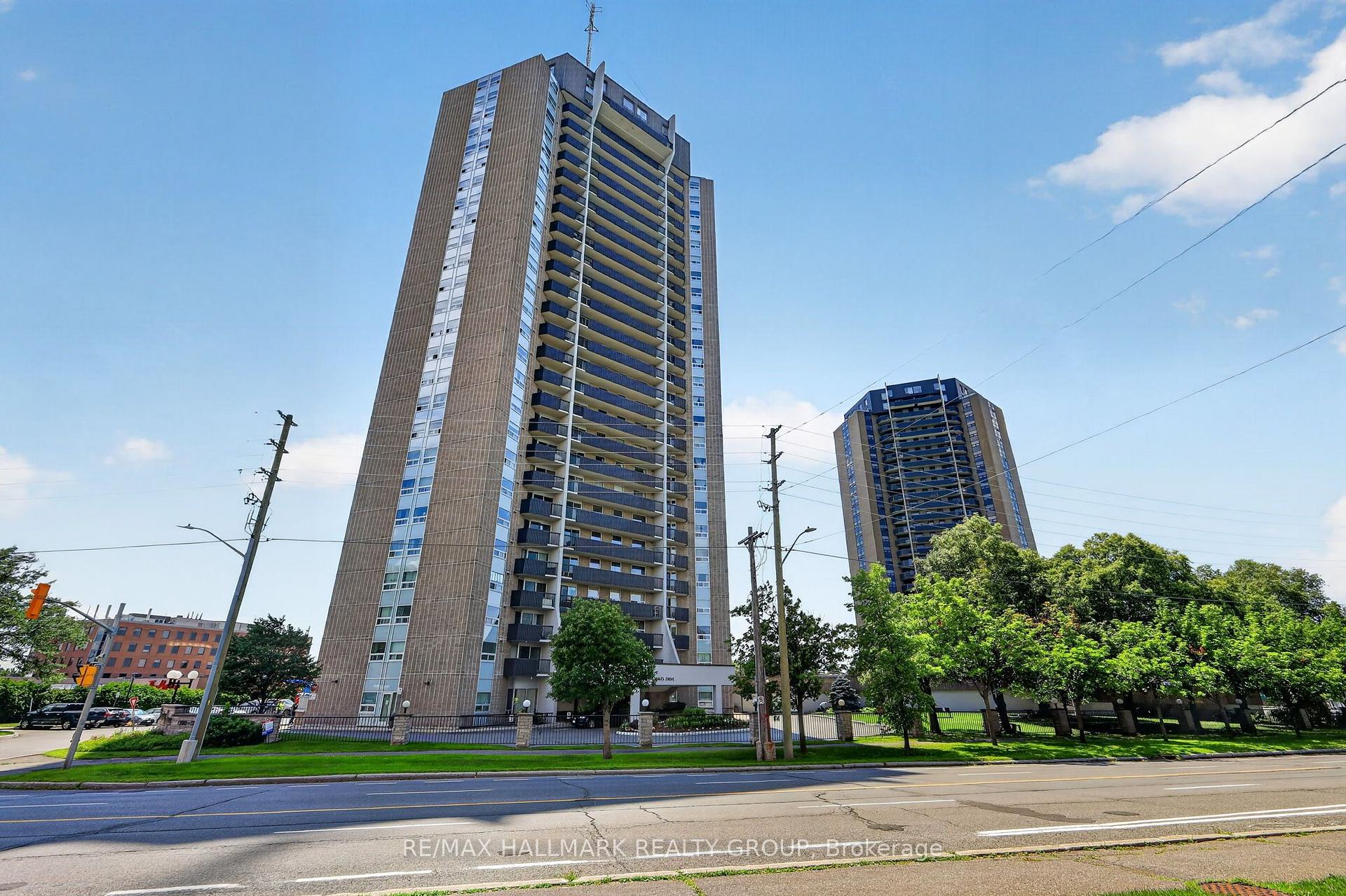 Front of Unit 703, 1380 Prince of Wales Drive