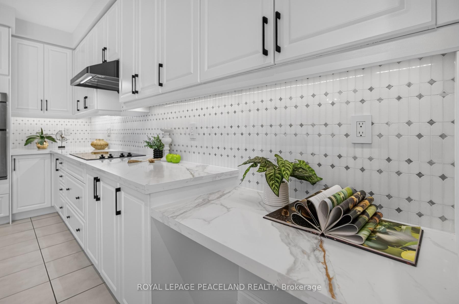 Photo 16 of 475 Grindstone Trail, Oakville, Joshua Meadows — HOMEH