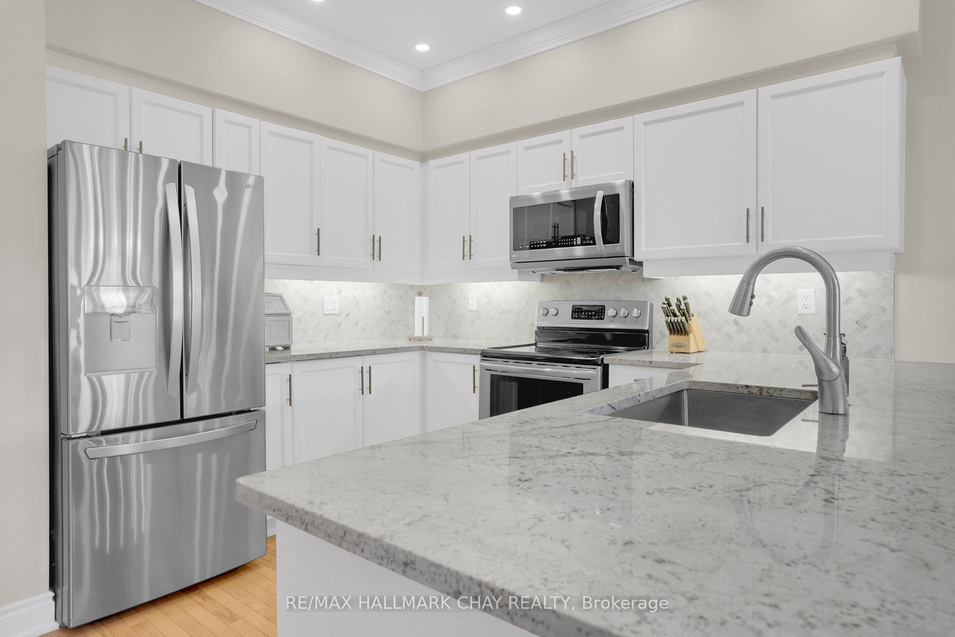 Photo 10 of 143 Wycliffe Cove Street, Tay, Victoria Harbour — HOMEH