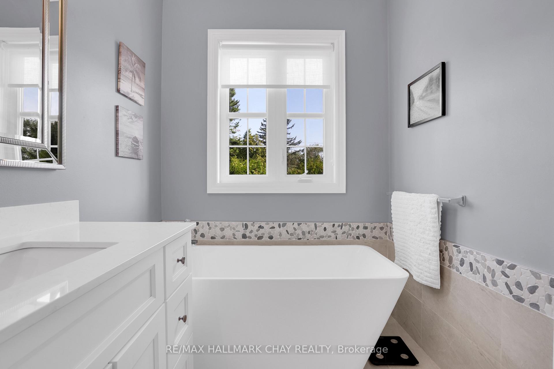 Photo 30 of 143 Wycliffe Cove Street, Tay, Victoria Harbour — HOMEH