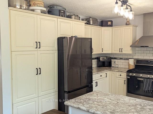 Photo 8 of 9 Willow Court, Dryden, Barclay — HOMEH