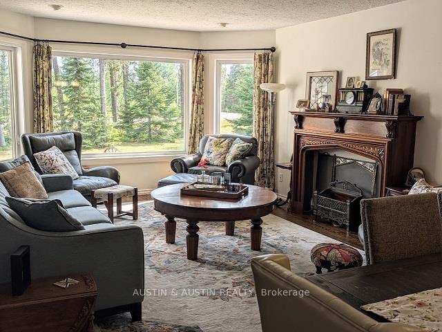 Photo 9 of 9 Willow Court, Dryden, Barclay — HOMEH