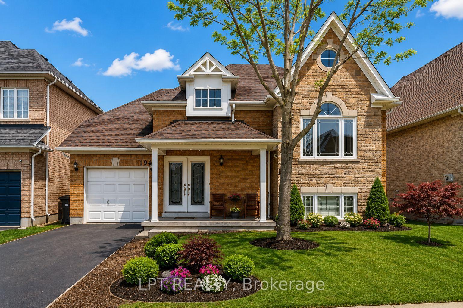 Photo of 19 Treeline Boulevard
