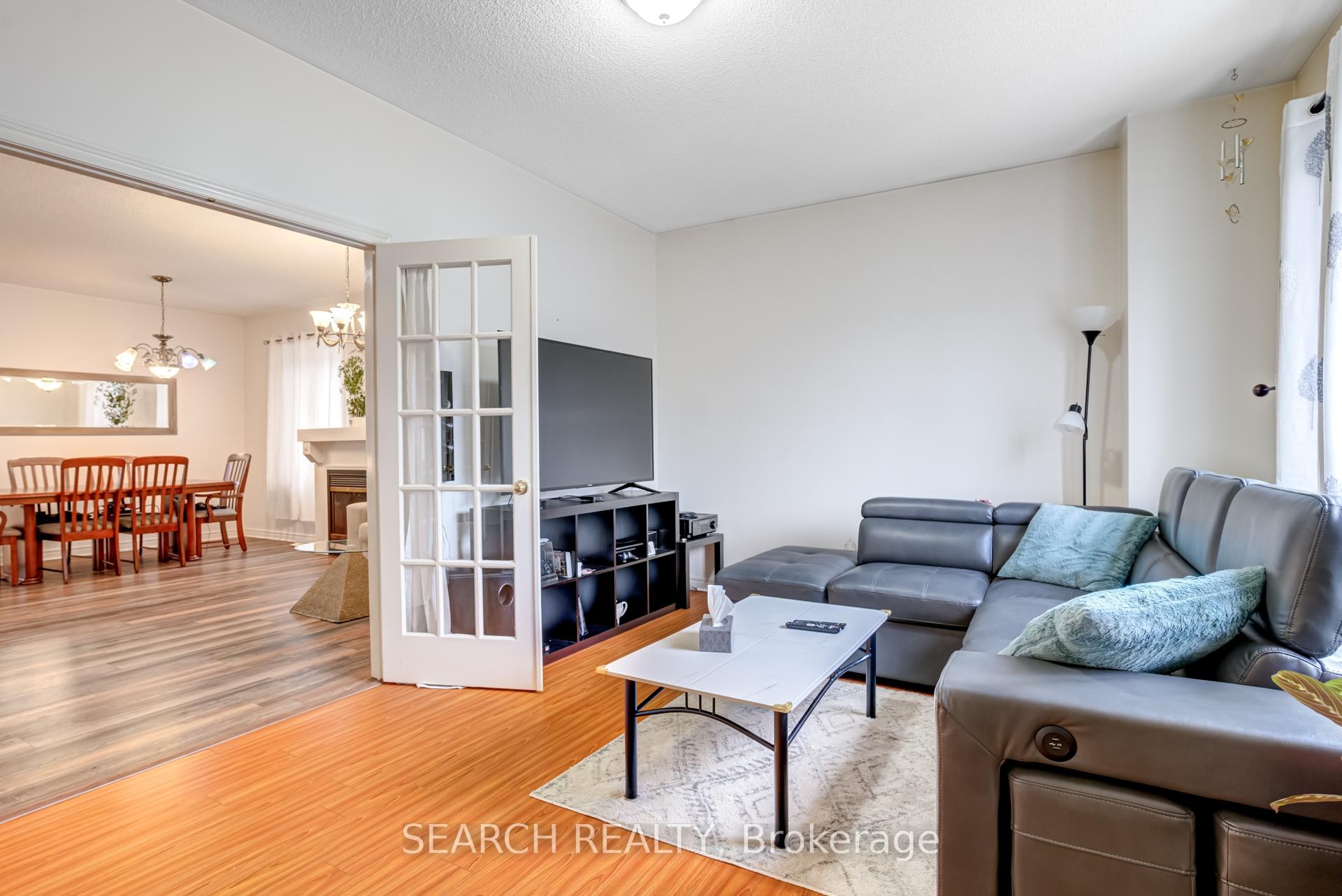 Photo 6 of 19 Treeline Boulevard, Brampton, Vales of Castlemore North — HOMEH