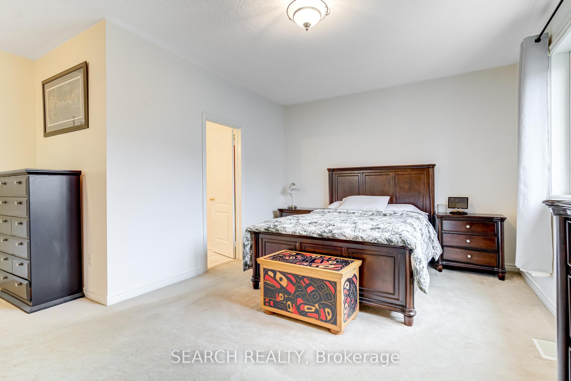 Photo 16 of 19 Treeline Boulevard, Brampton, Vales of Castlemore North — HOMEH