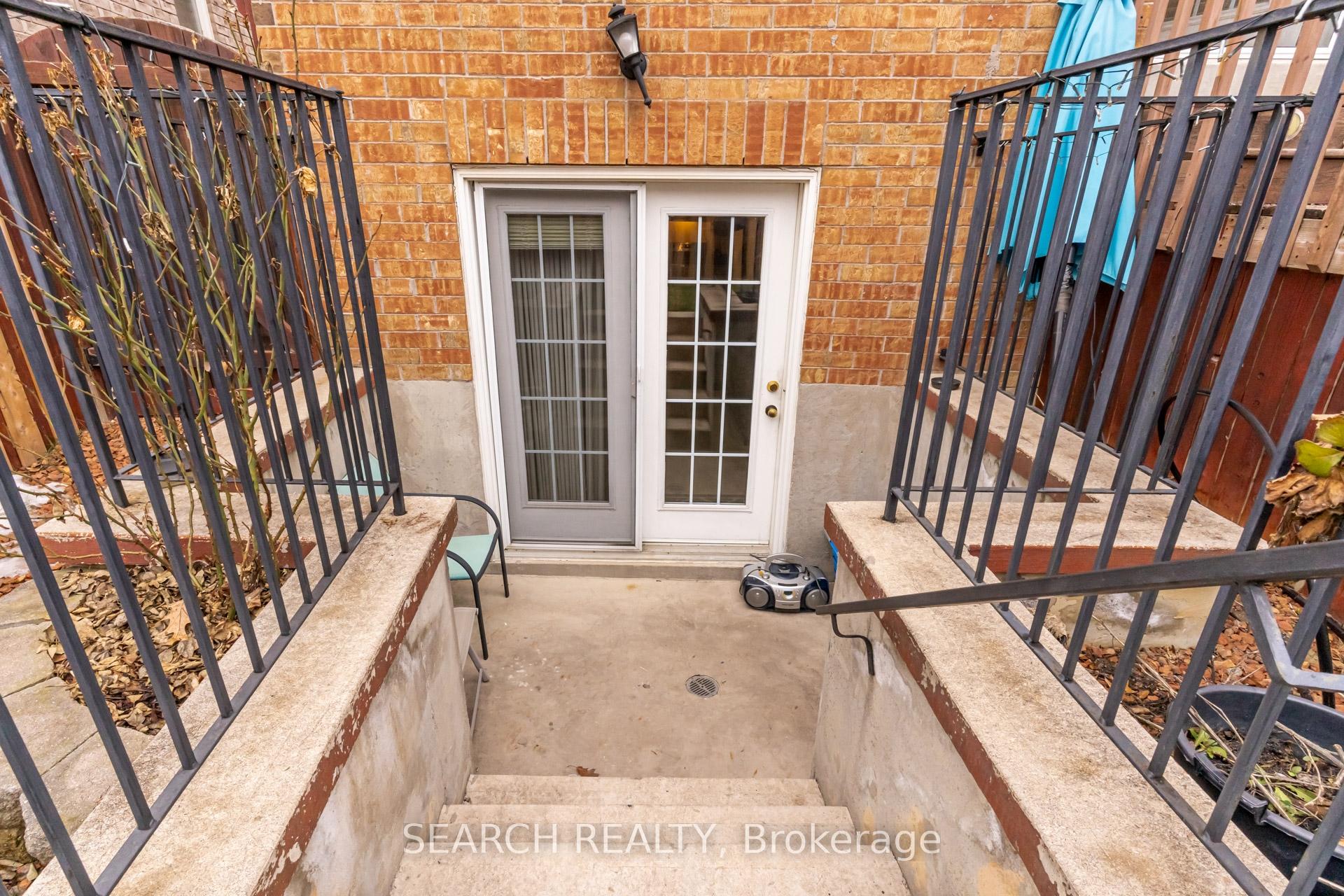 Photo 34 of 19 Treeline Boulevard, Brampton, Vales of Castlemore North — HOMEH