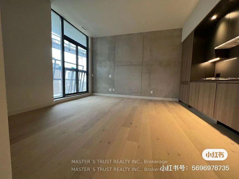 Photo 3 of Unit 801, 81 Wellesley Street E, Toronto, Church-Yonge Corridor — HOMEH