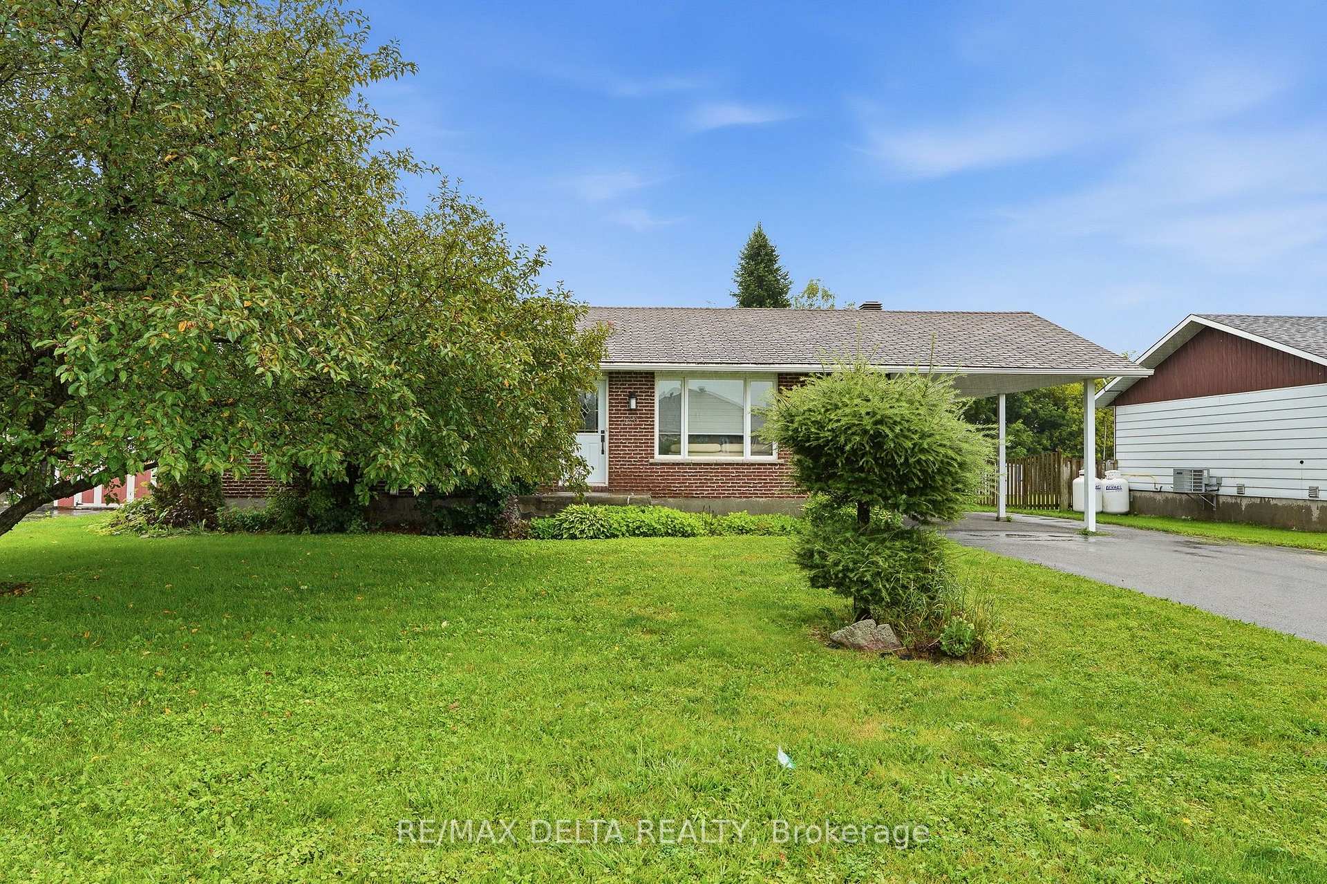 Photo 1 of 120 Caledonia Road, The Nation, The Nation Municipality — HOMEH
