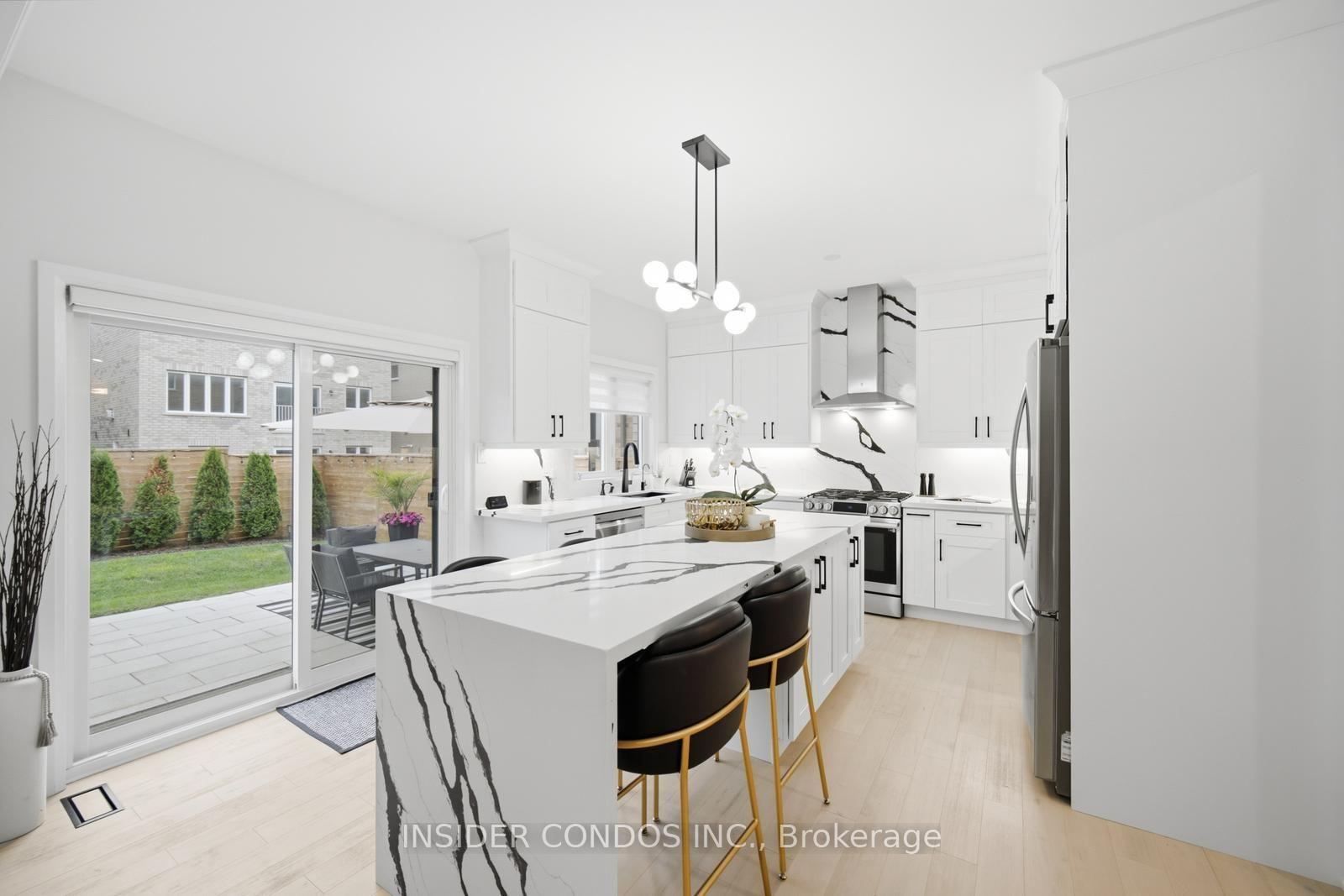 Photo 3 of 1521 Stovell Crescent, Innisfil, Lefroy — HOMEH