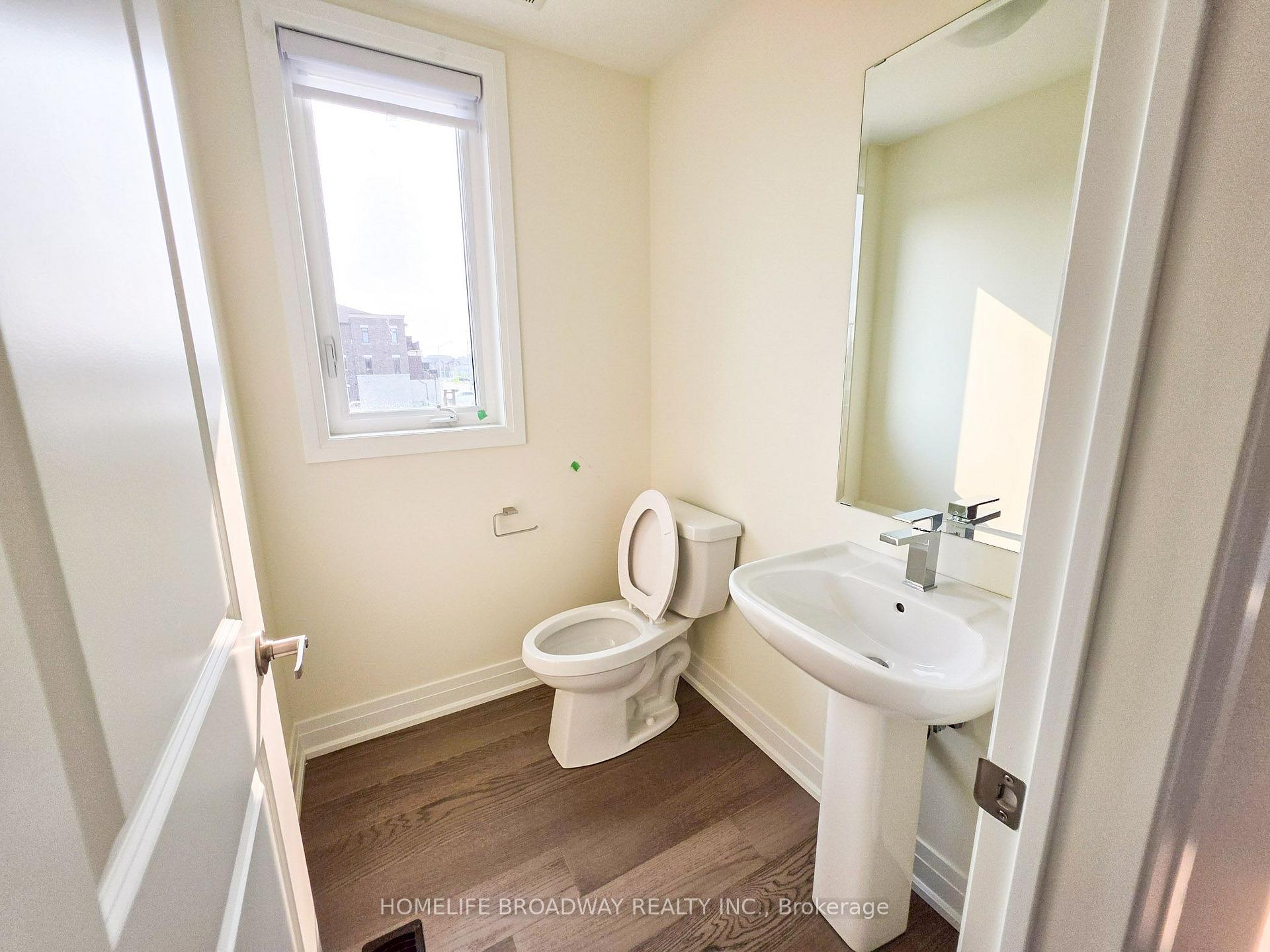 Photo 12 of 51 Mumbai Drive, Markham, Middlefield — HOMEH